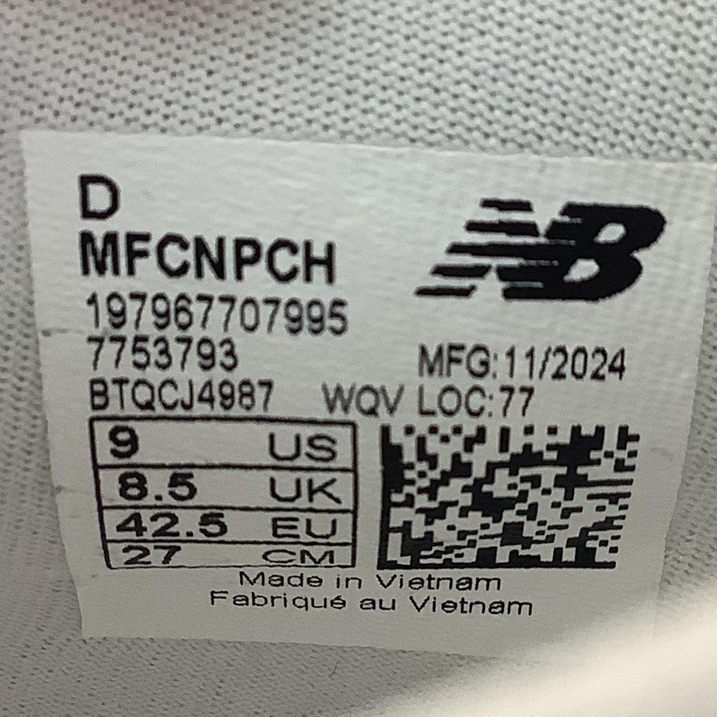 Shoes Athletic By New Balance In Orange & White, Size: M9/W10.5