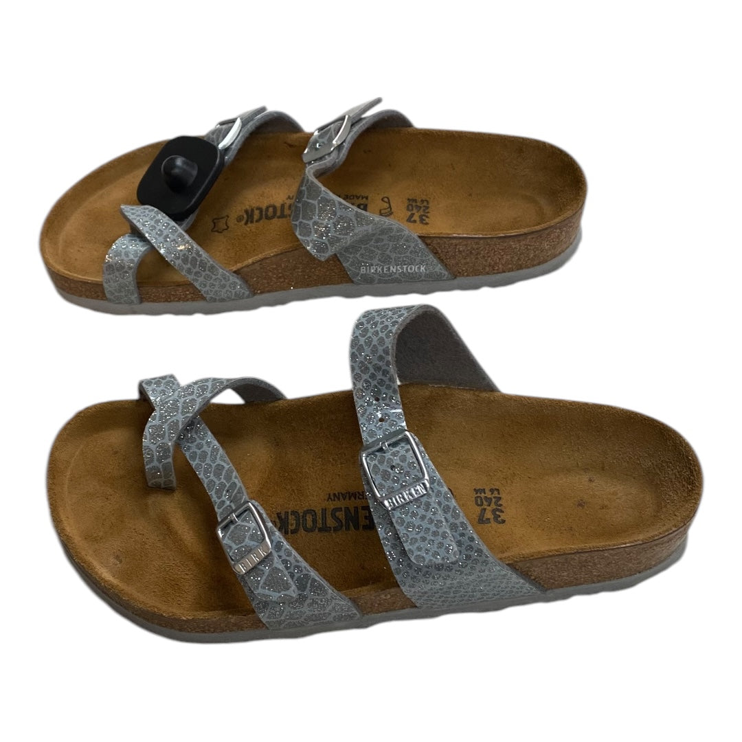 Sandals Designer By Birkenstock In Grey, Size:6.5