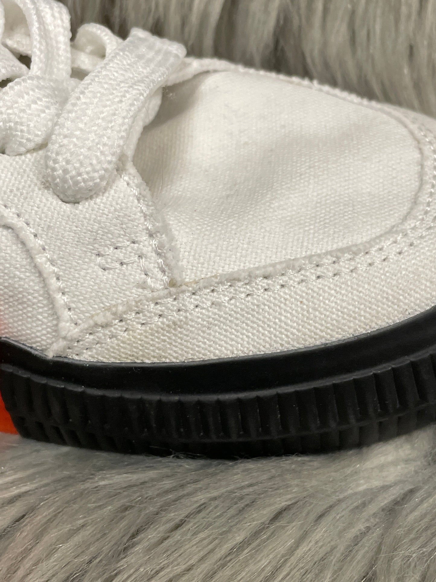 Shoes Luxury Designer By Off-white In White, Size: 5