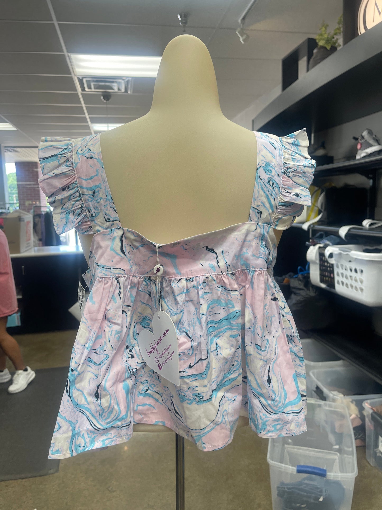 Top Sleeveless By Buddy Love In Blue & Pink, Size:S