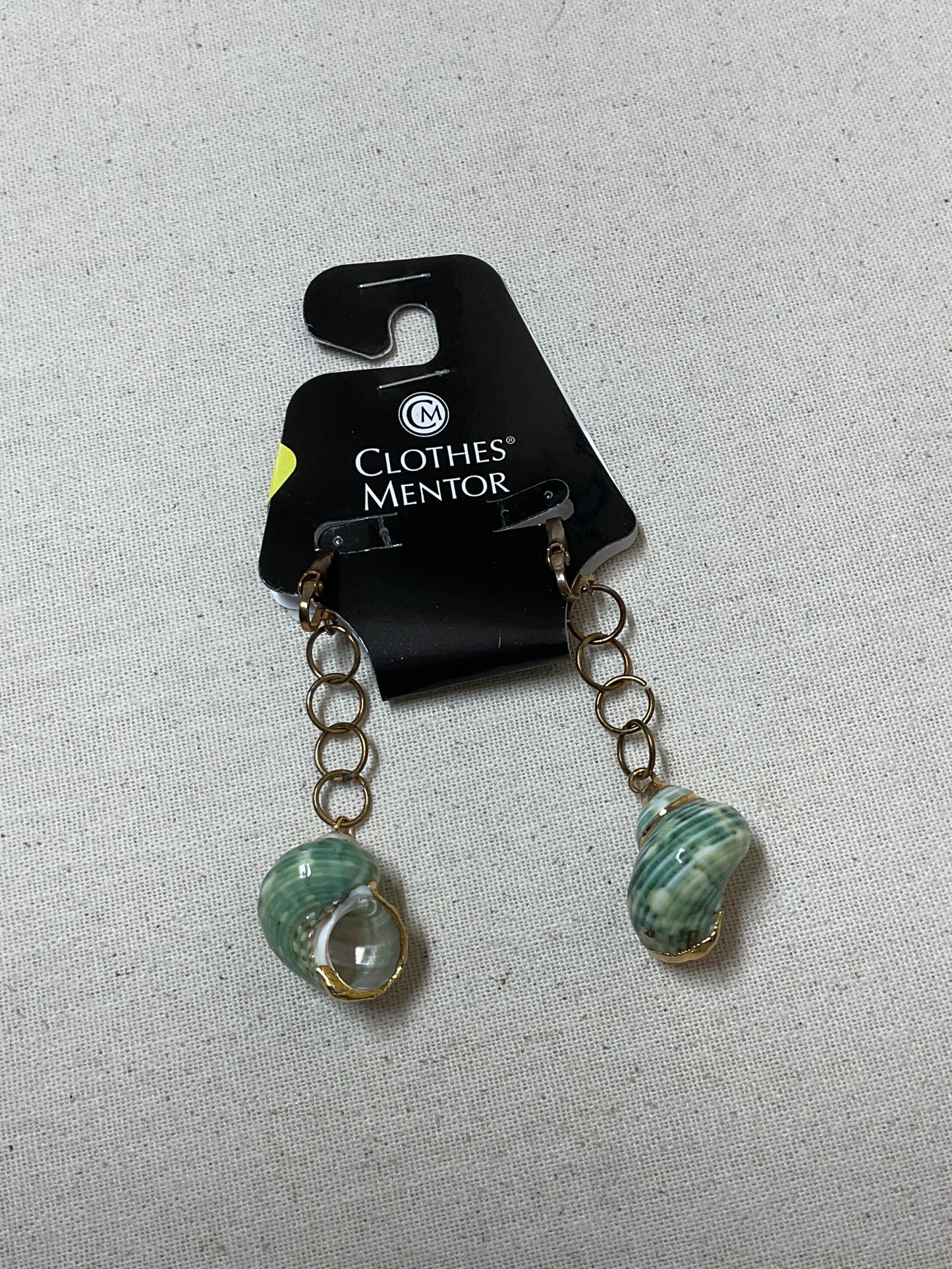 Earrings Clip By Cmf In Gold & Green