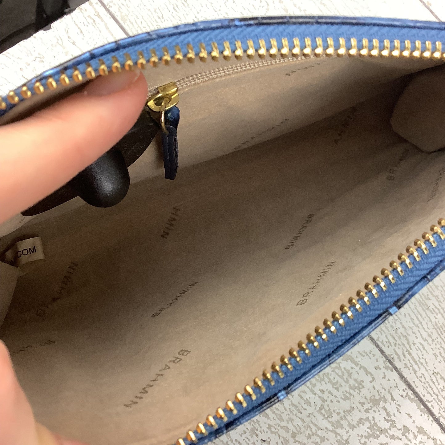 Wristlet Designer By Brahmin, Size: Large