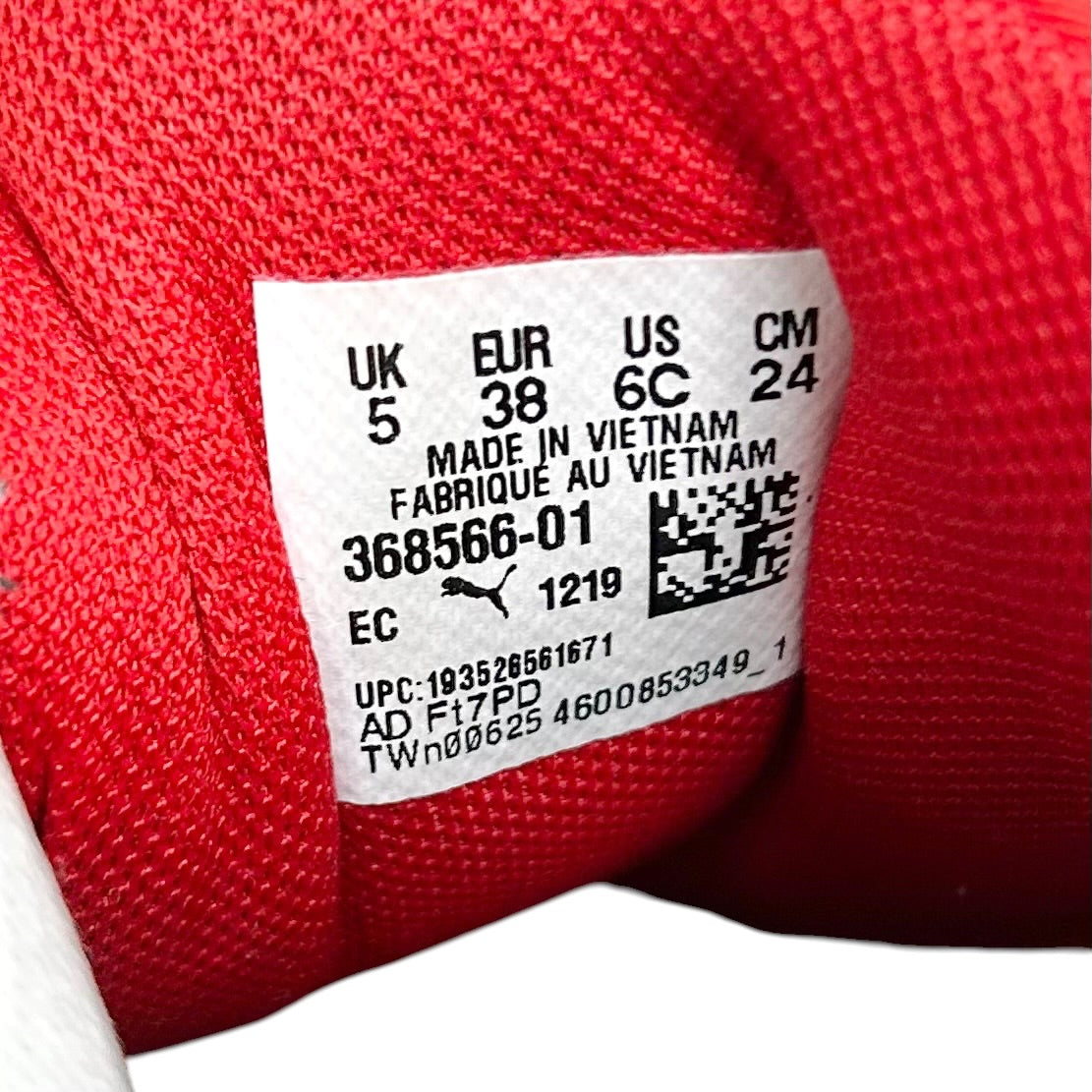 Shoes Athletic By Puma In Red & White, Size: 7.5