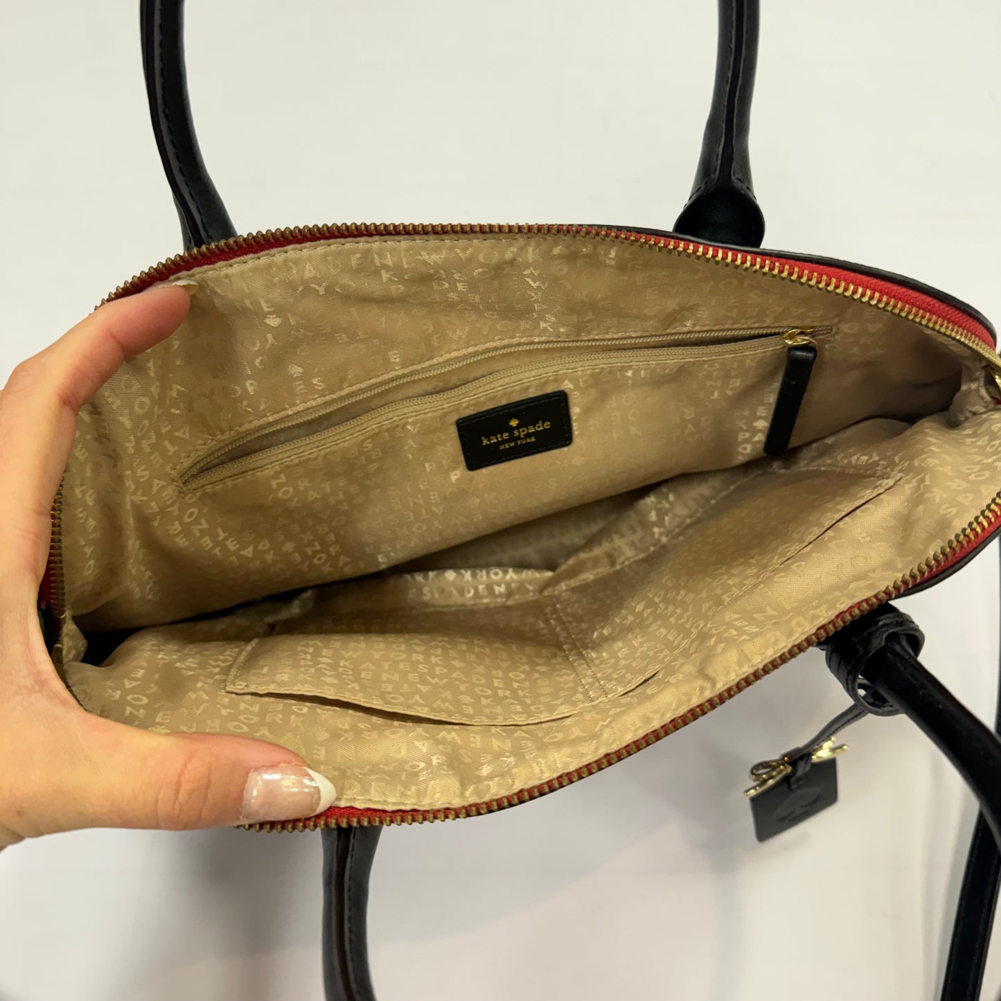 Crossbody Designer By Kate Spade, Size: Medium