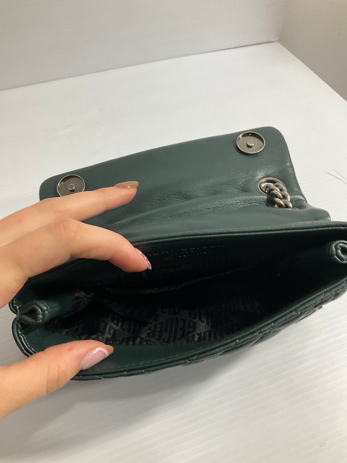 Crossbody Designer By Kurt Geiger In Green, Size:Small