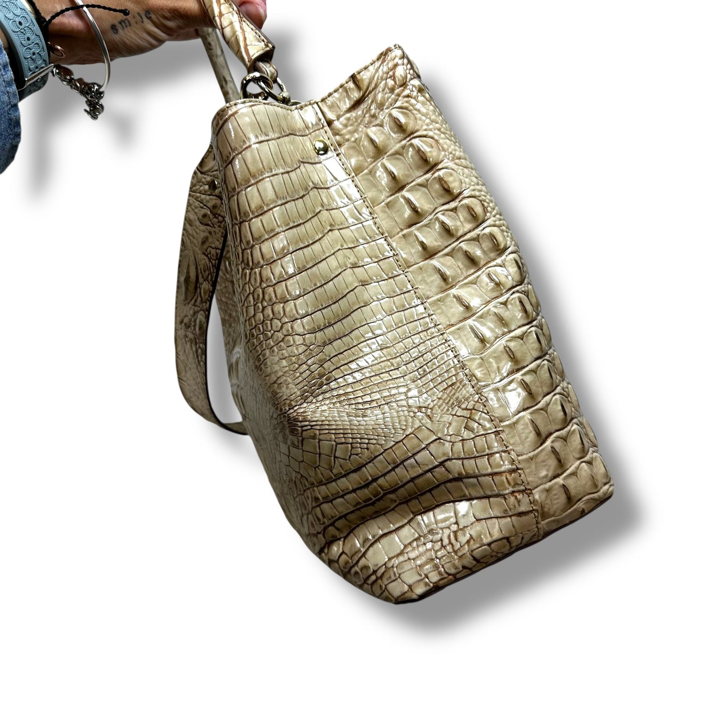 Amelia Croc Embossed Leather Bucket Bag Handbag Designer By Brahmin, Size: Medium