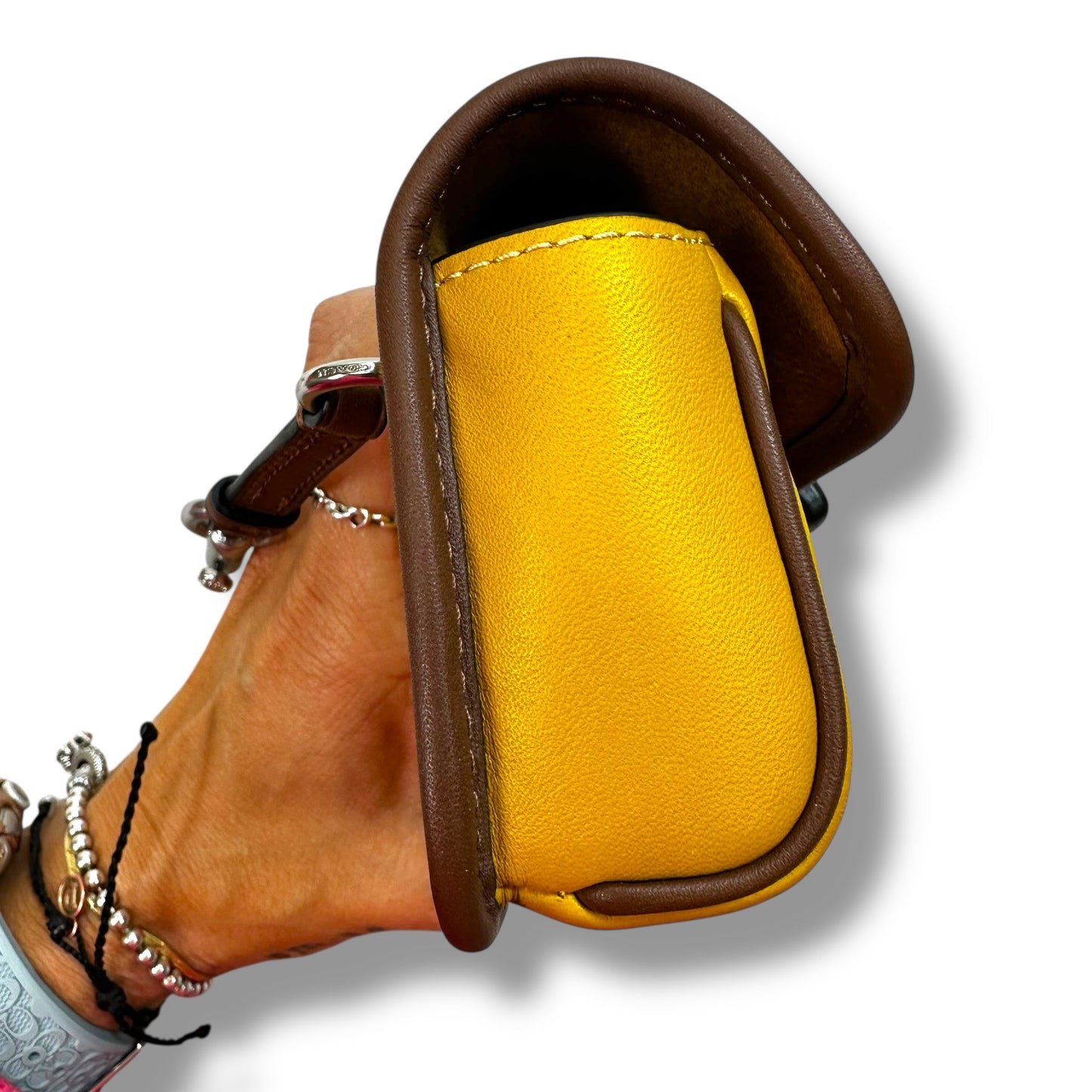RACER POUCH travel By Coach