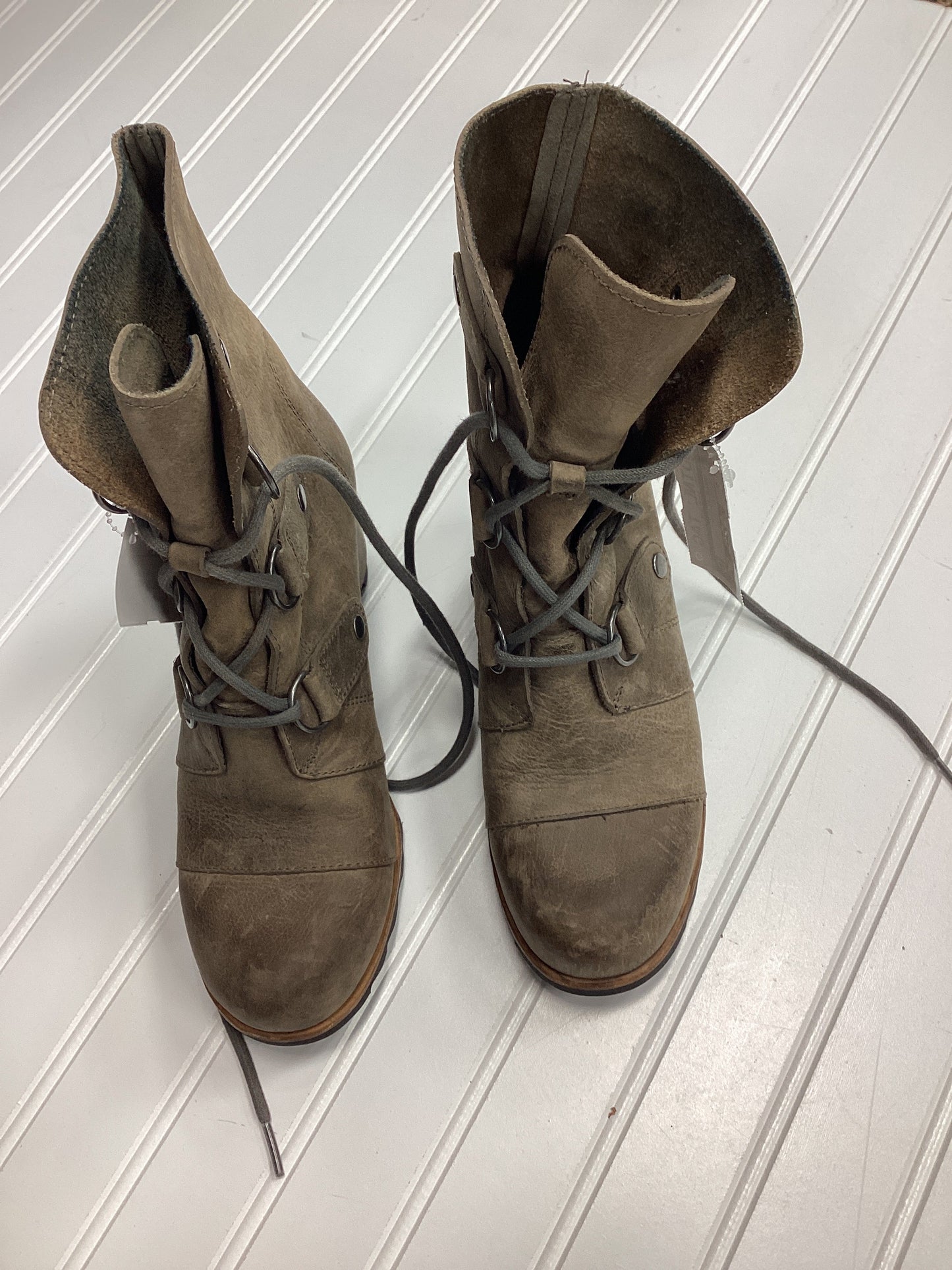 Boots Ankle Flats By Sorel In Grey, Size:7.5