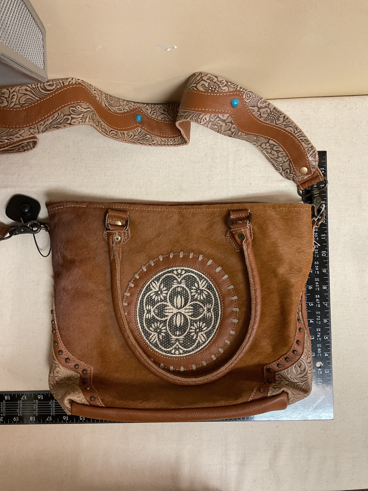 Handbag Leather By Myra In Brown & Tan, Size:Large