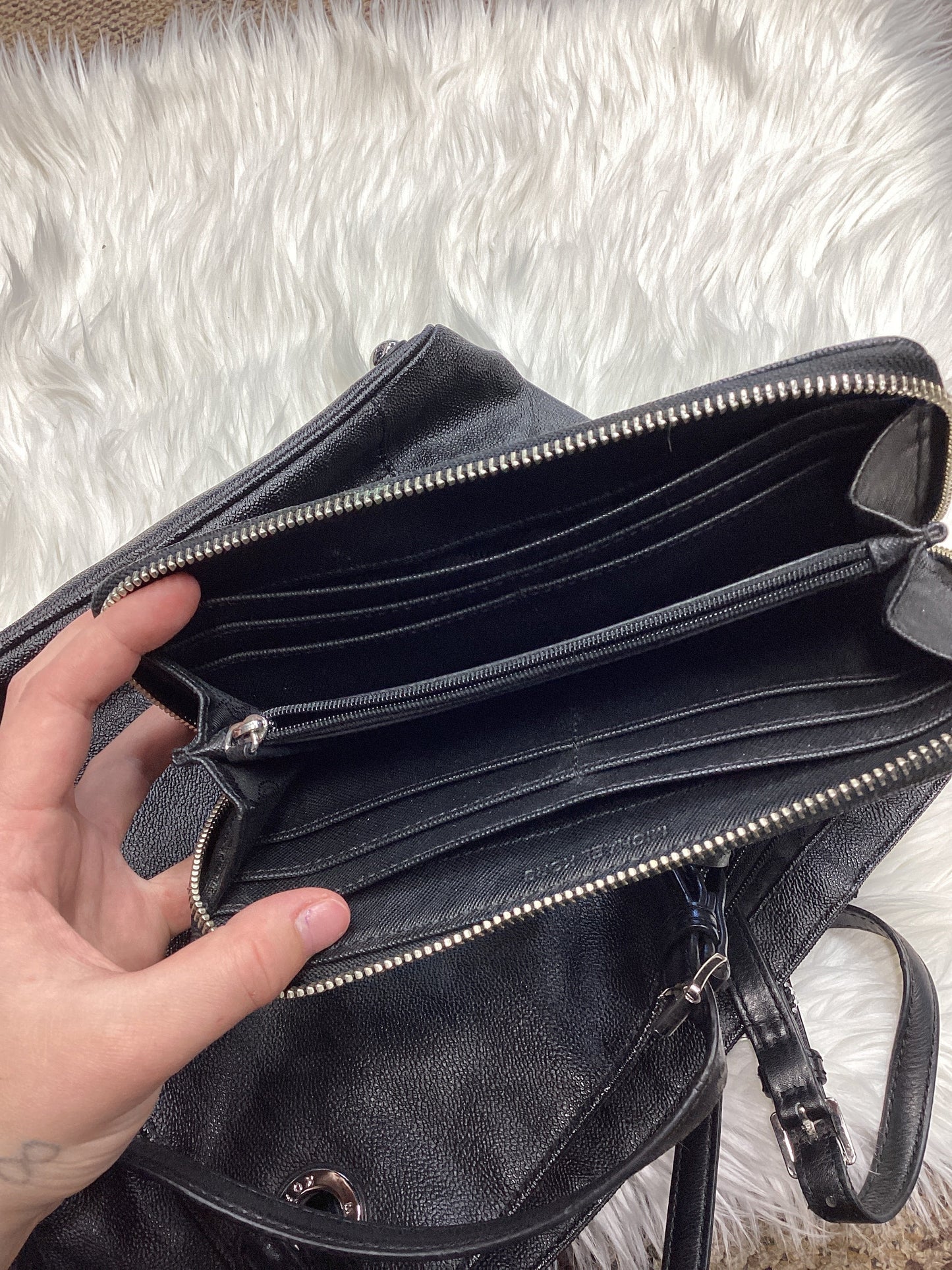 Handbag Designer By Michael Kors In Black, Size:Large