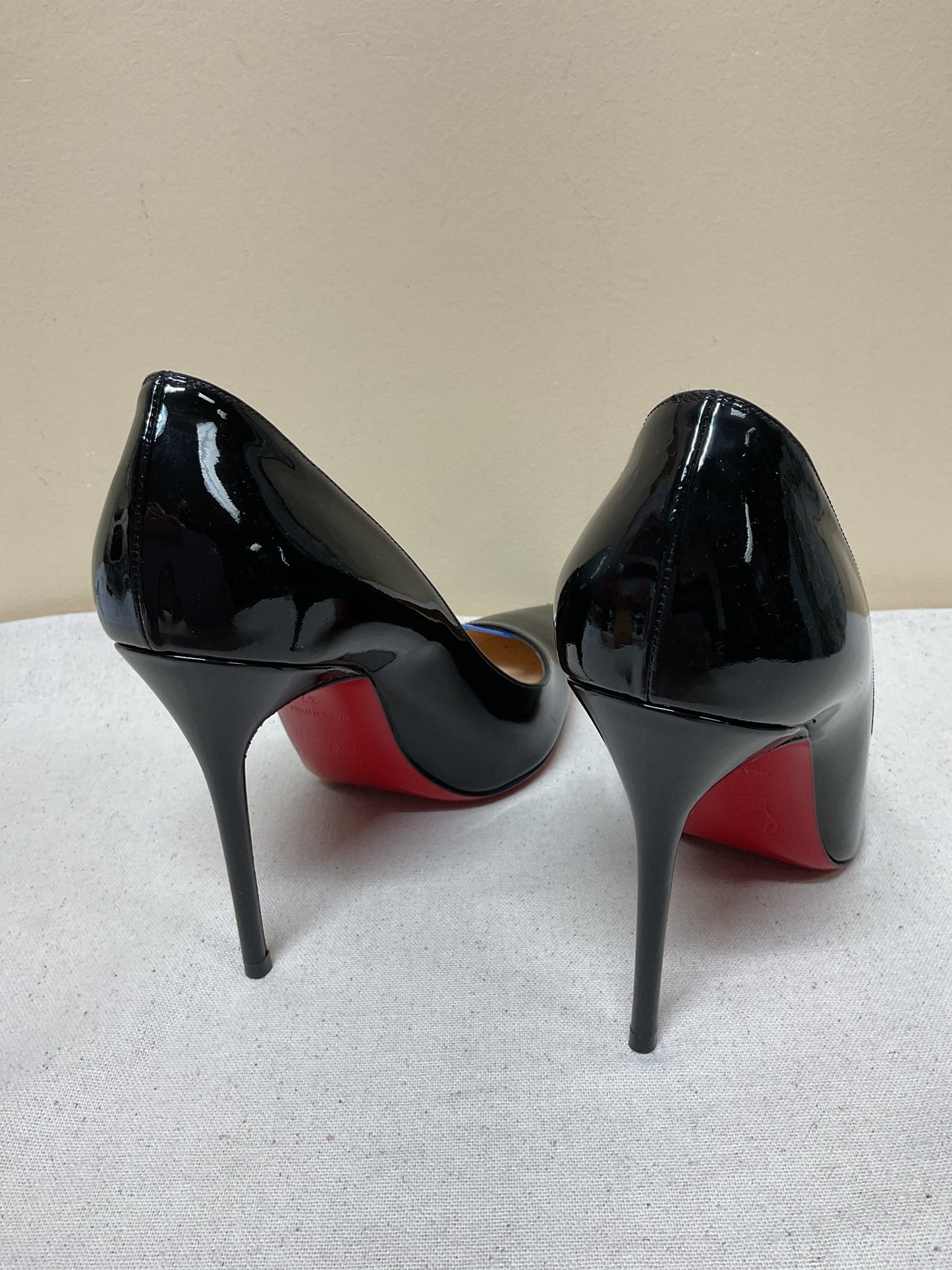 Shoes Luxury Designer By Christian Louboutin In Black, Size:6.5