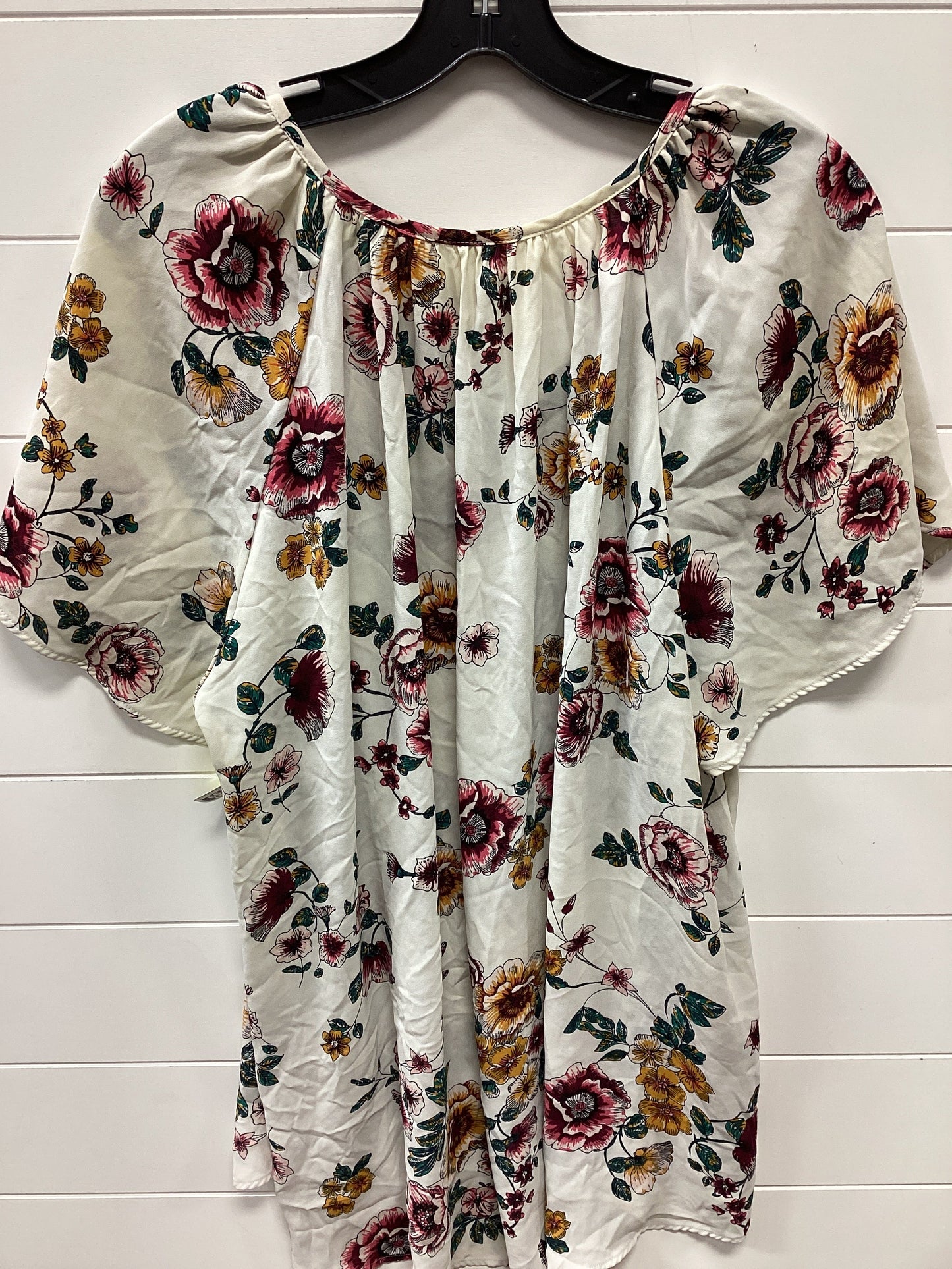 Top Ss By Maurices In Floral Print, Size:3X
