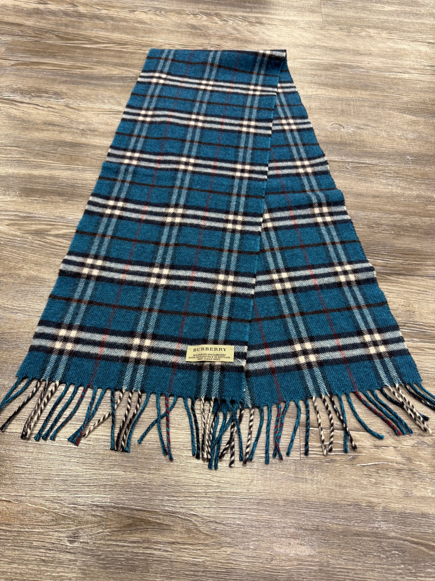 Scarf Luxury Designer By Burberry In Plaid Pattern