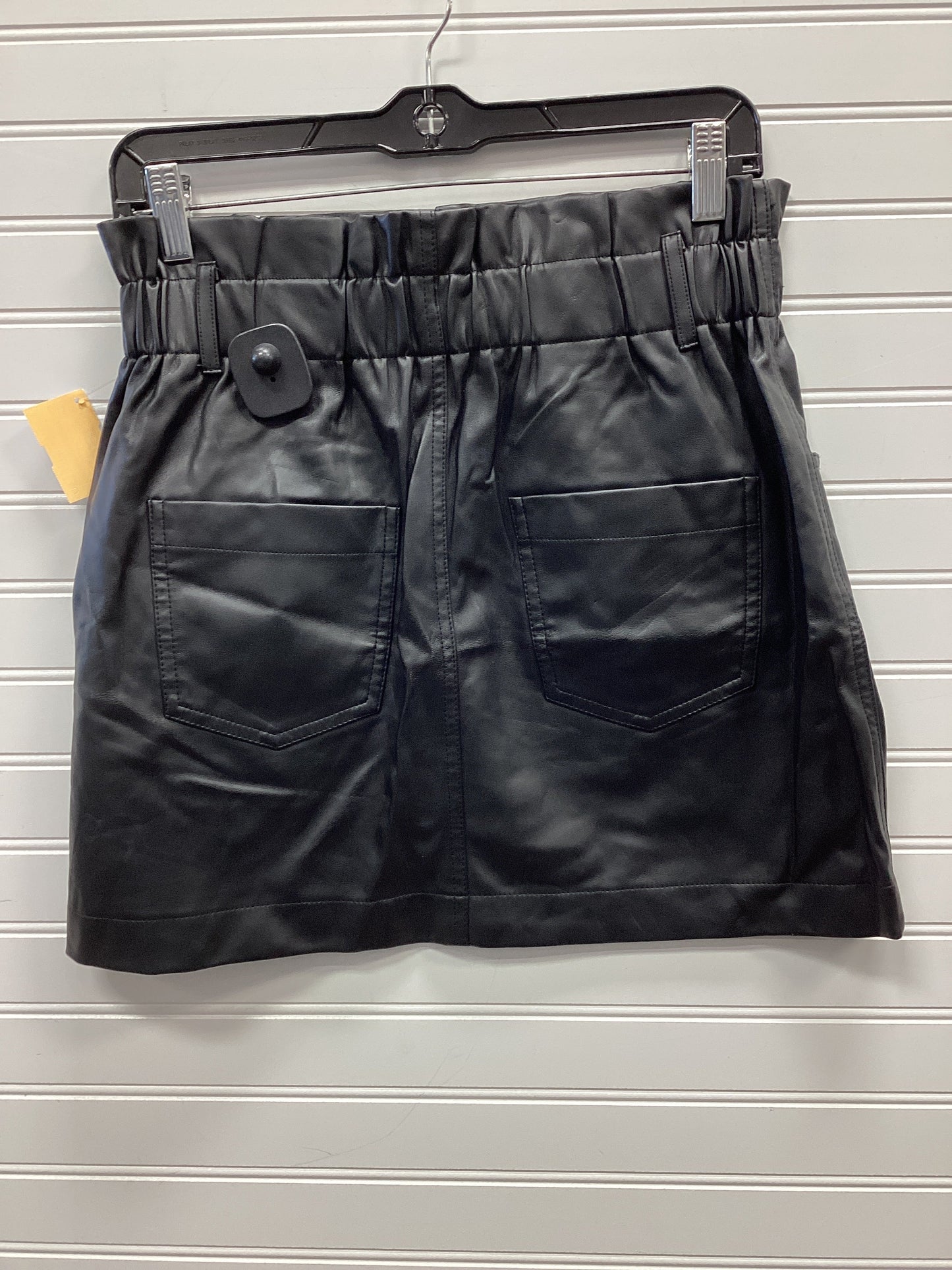Skirt Mini & Short By Zara In Black, Size:M