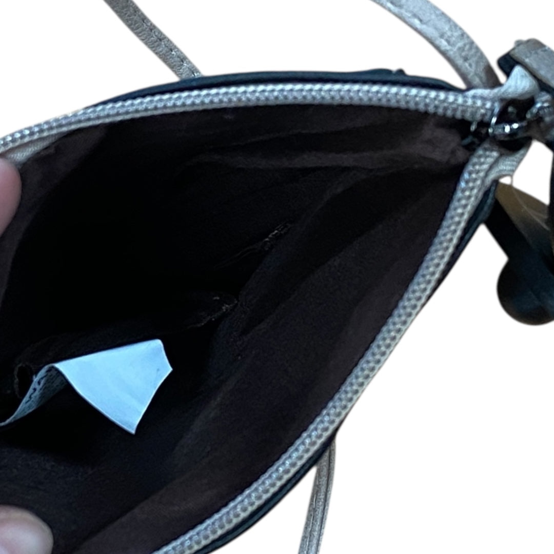 Crossbody By Cmc In Tan, Size:Small