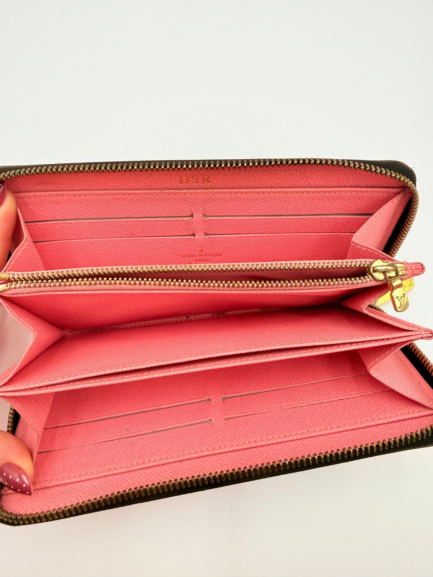Wallet Luxury Designer By Louis Vuitton, Size: Large
