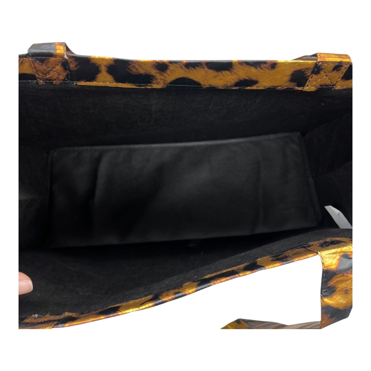 Tote By Chicos In Animal Print, Size:Medium