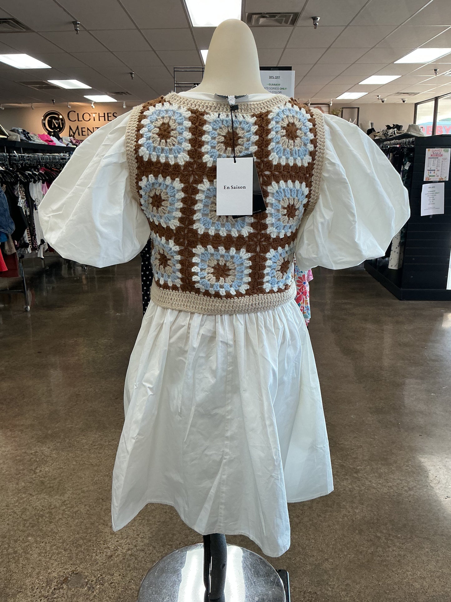 Dress Casual Short By En Saison In Tan & White, Size:S