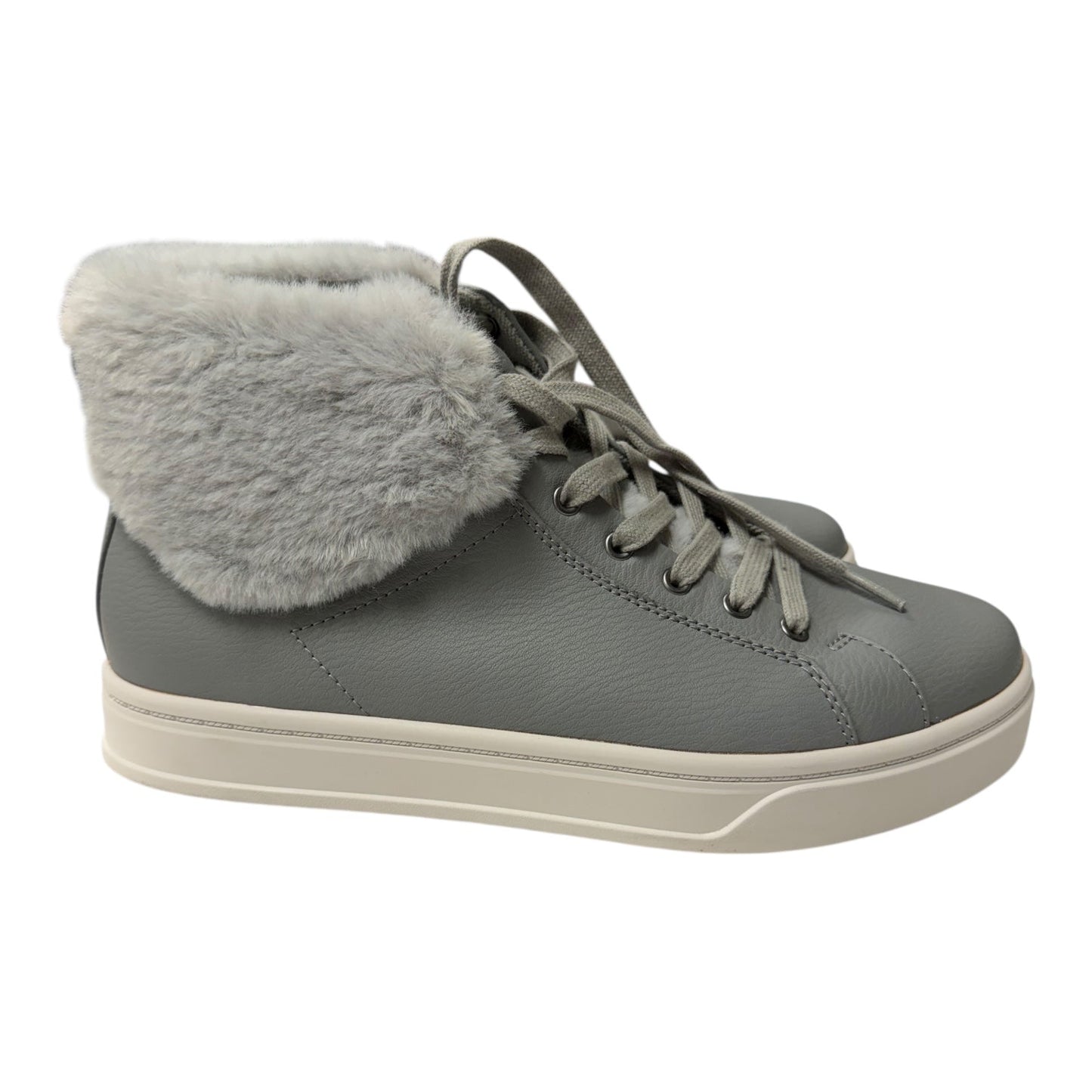 Shoes Sneakers By Koolaburra By Ugg In Grey, Size:9.5