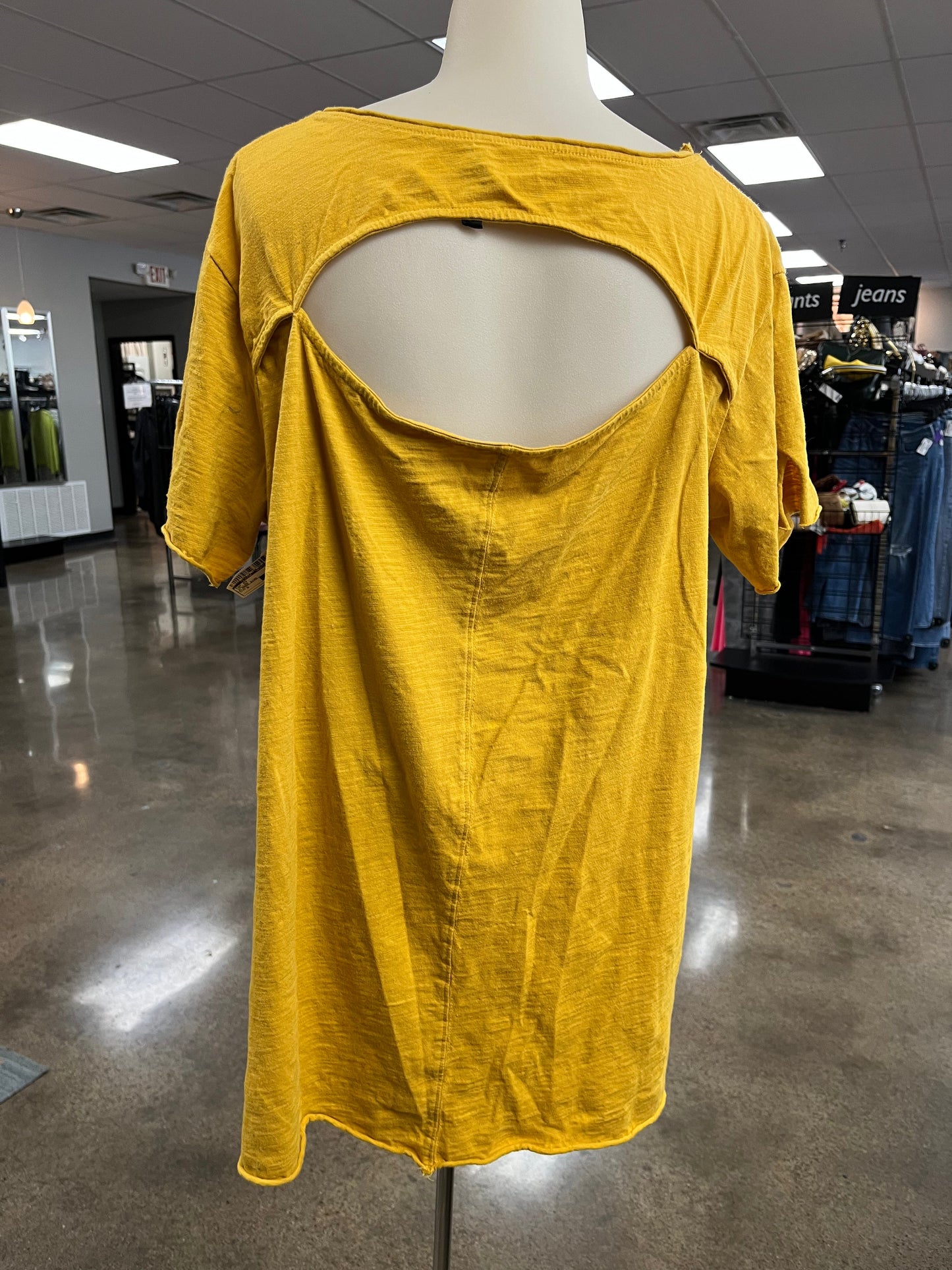 Top Ss By Clothes Mentor In Yellow, Size:S