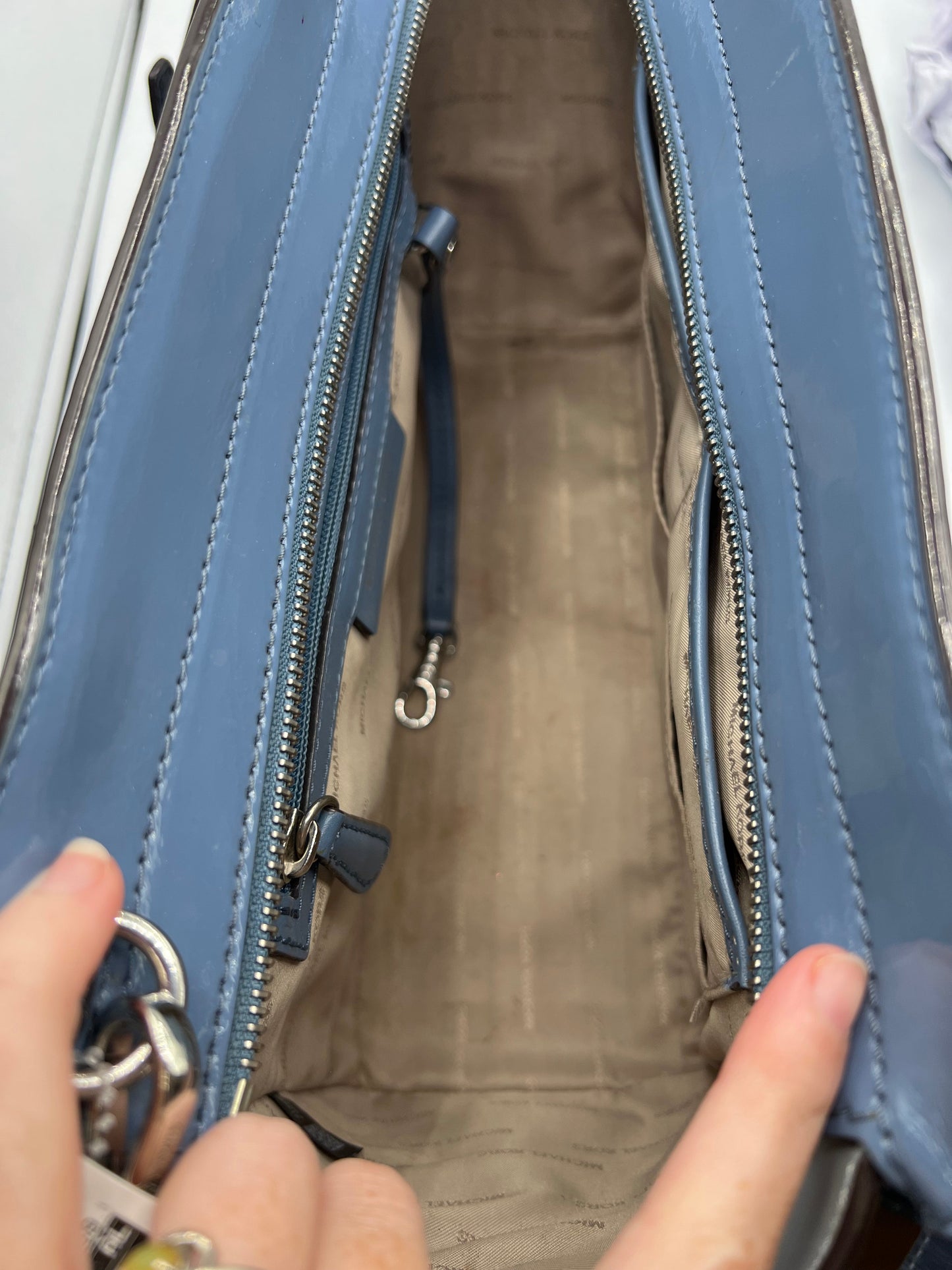 CROSSBODY DESIGNER by MICHAEL KORS In BLUE, Size: MEDIUM