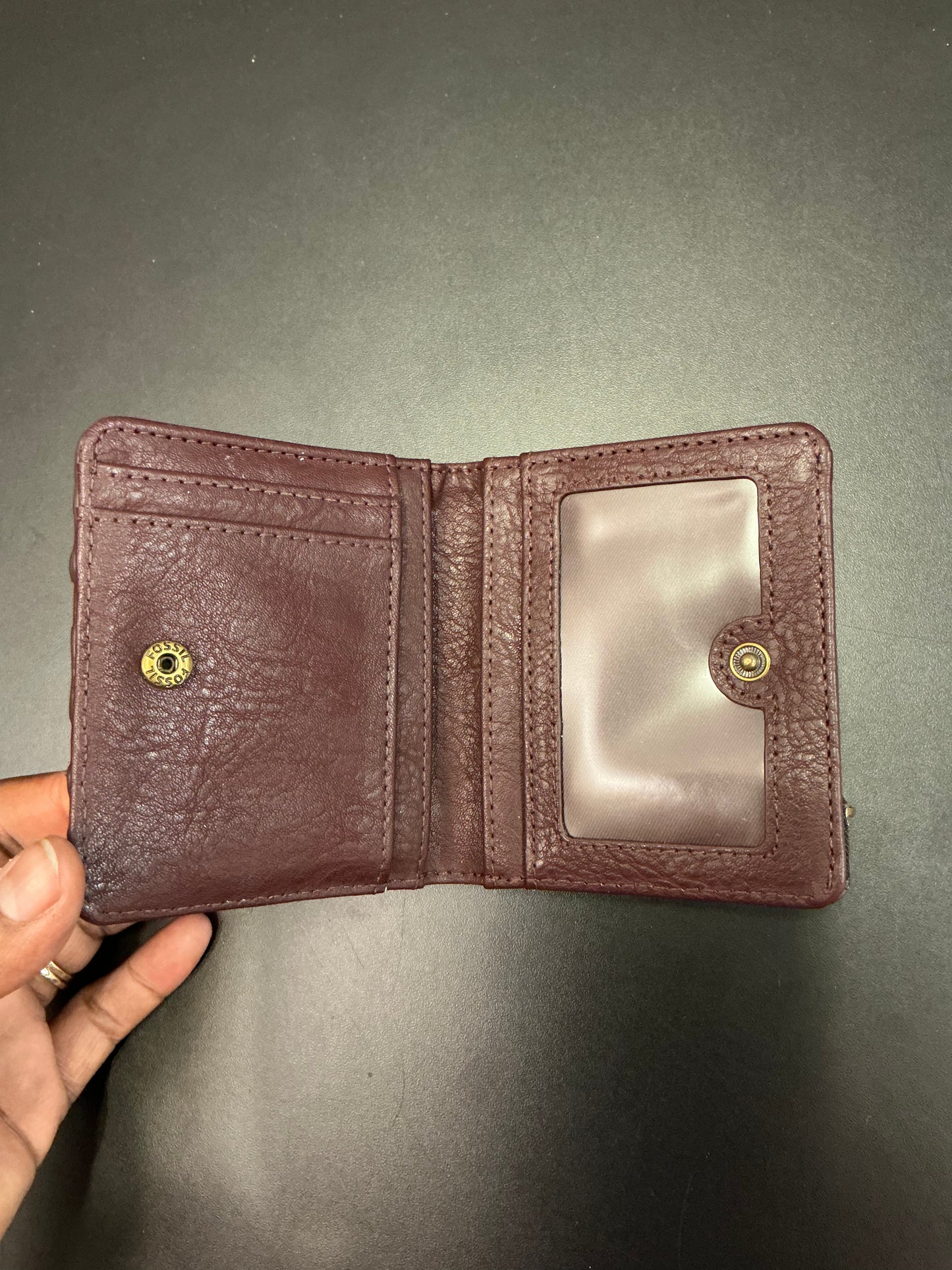 Wallet By Fossil, Size: Small