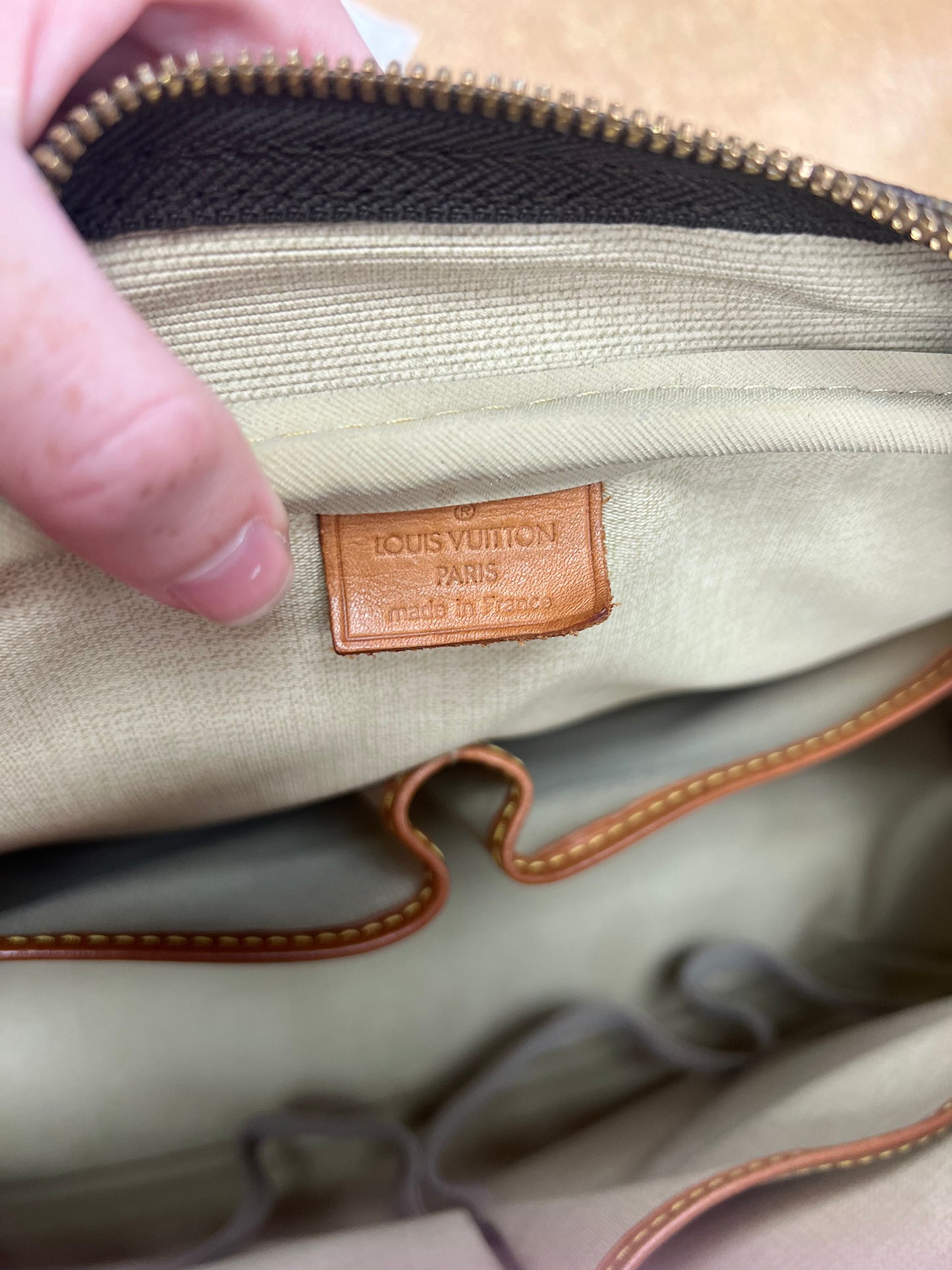 LUGGAGE LUXURY DESIGNER by LOUIS VUITTON In BROWN, Size: MEDIUM