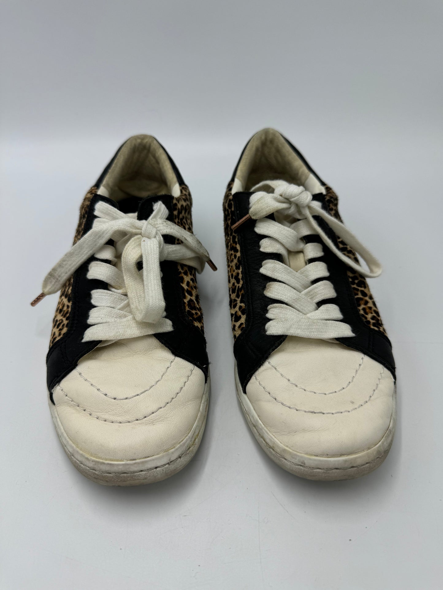 Shoes Sneakers By Dolce Vita In Animal Print, Size: 7.5