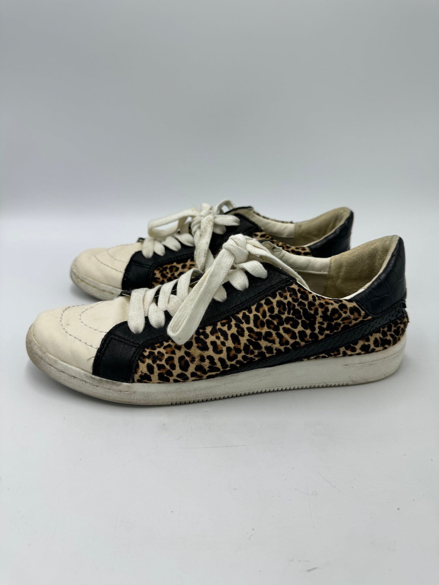 Shoes Sneakers By Dolce Vita In Animal Print, Size: 7.5