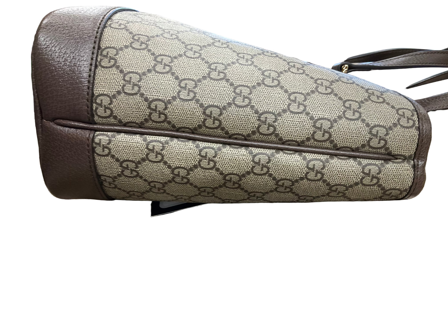 Handbag Luxury Designer By Gucci, Size: Medium