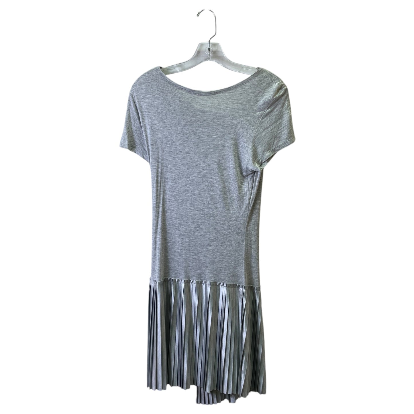 Dress Casual Short By Susana Monaco In Grey & Silver, Size:L