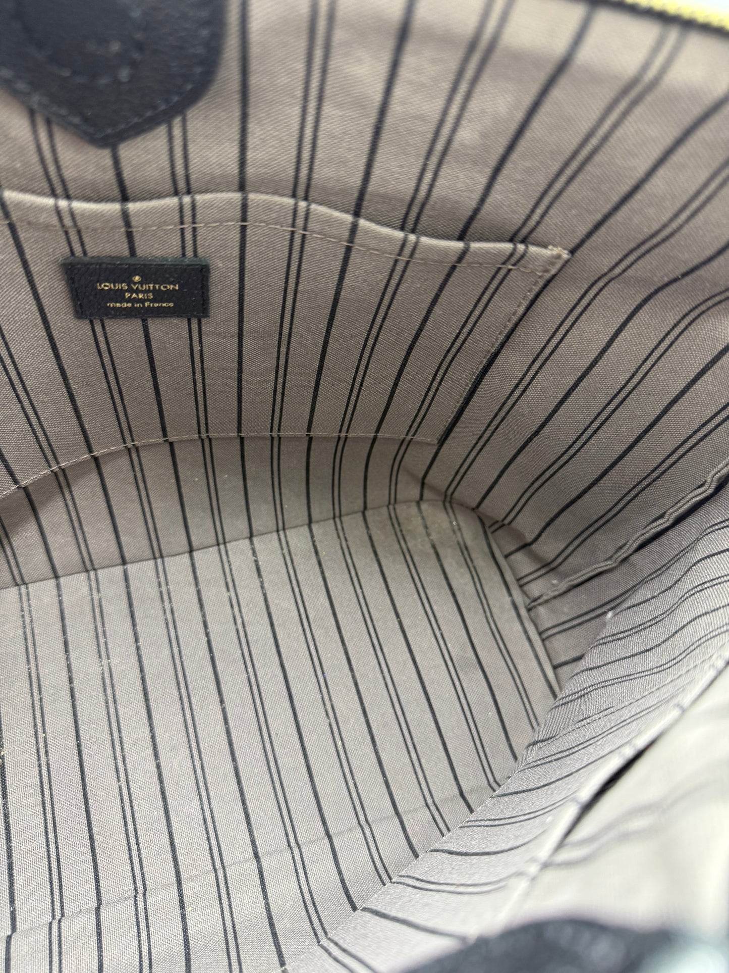 Louis Vuitton Monogram Mazarine MM Luxury Handbag