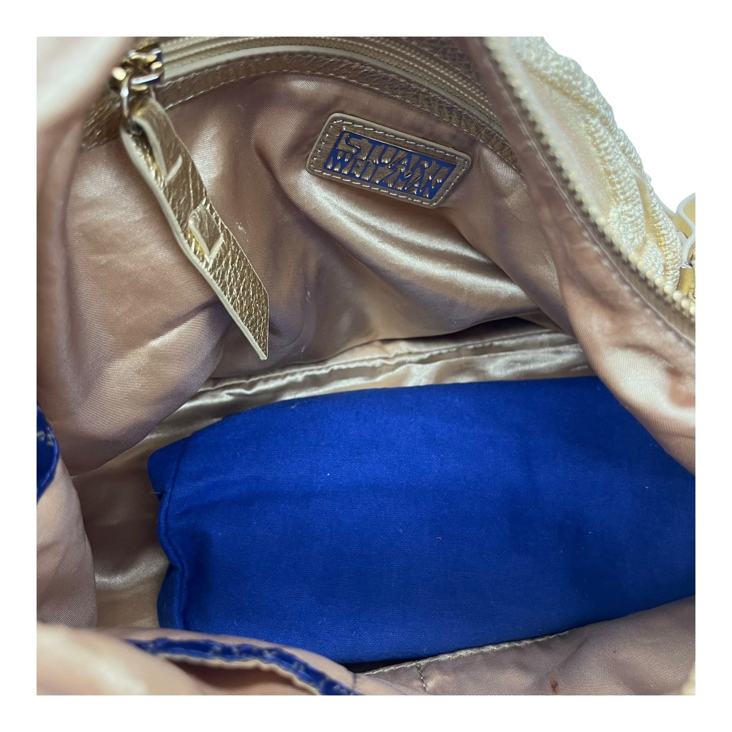 Handbag Designer By Stuart Weitzman In Gold, Size:Medium