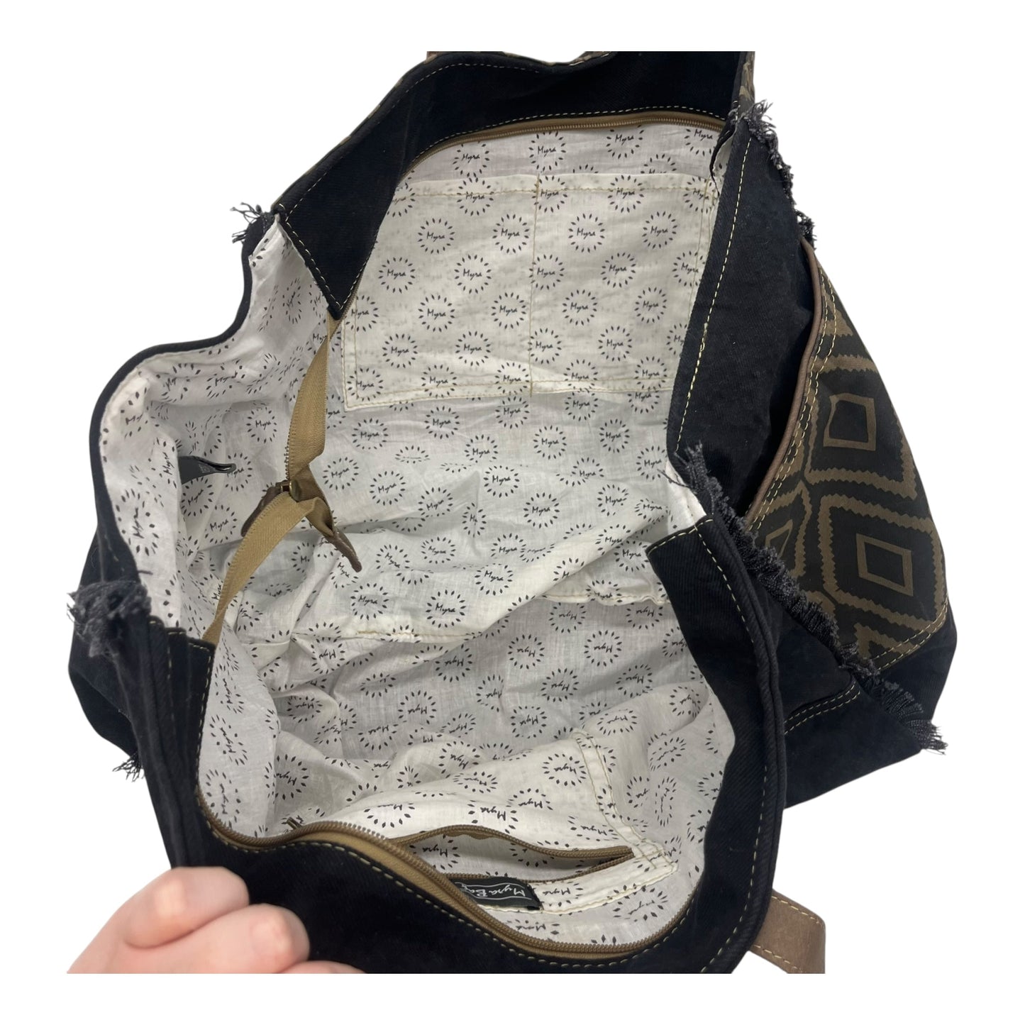 Tote By Myra In Grey, Size:Large