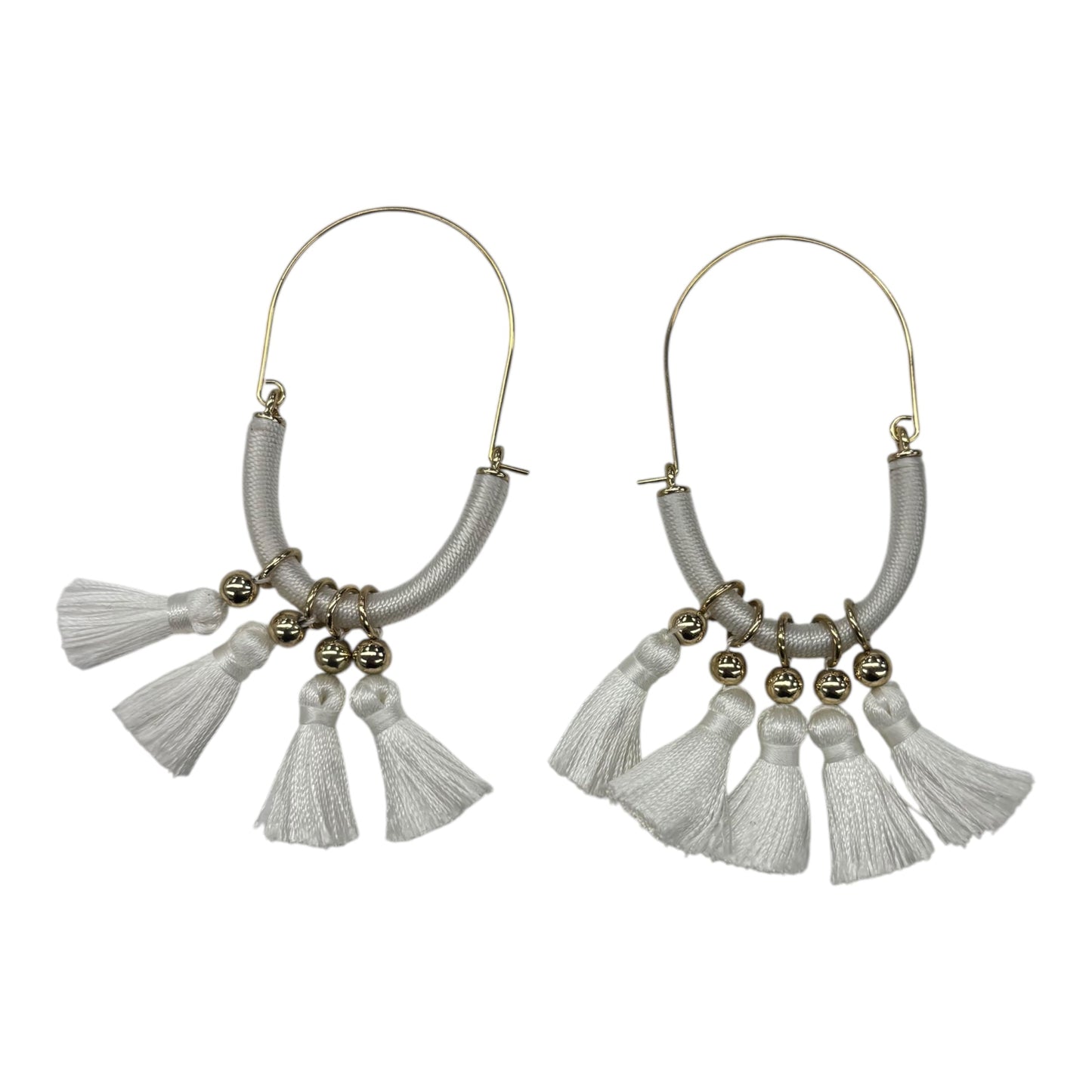 EARRINGS DANGLE/DROP by CLOTHES MENTOR In CREAM