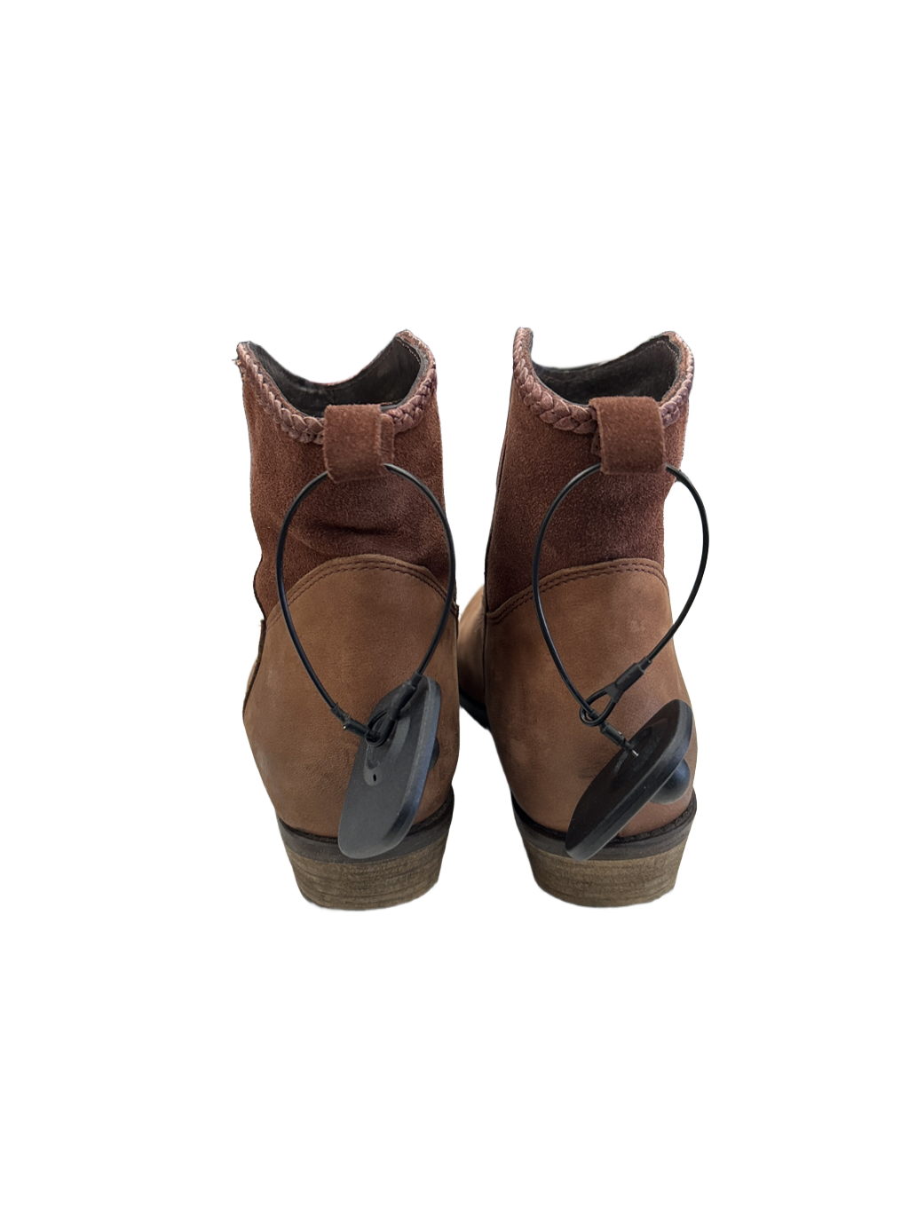 Boots Ankle Flats By Journee Size: 8