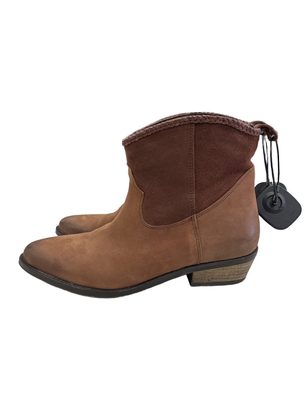 Boots Ankle Flats By Journee Size: 8