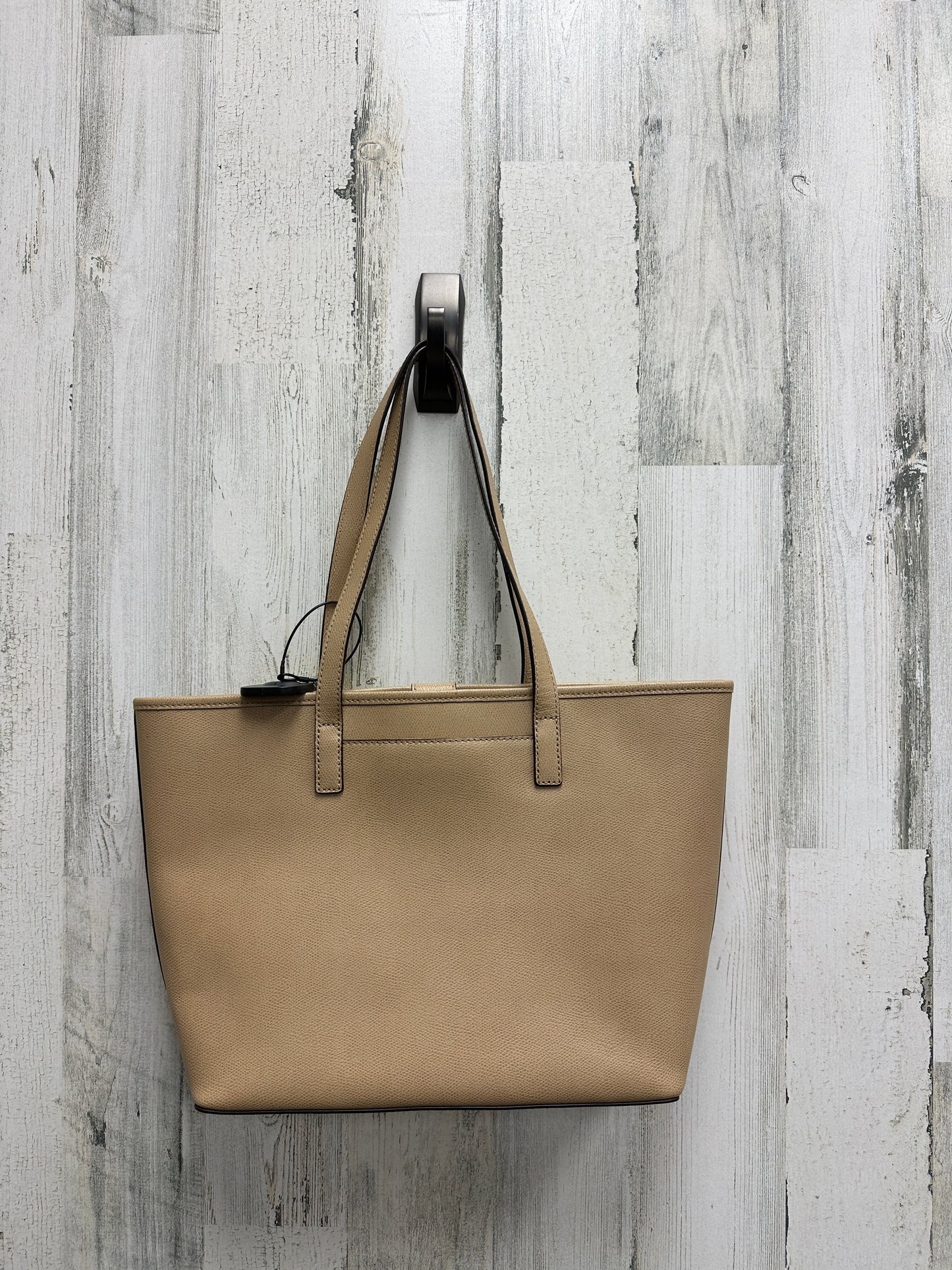 Handbag Designer By Michael Kors Size: Medium