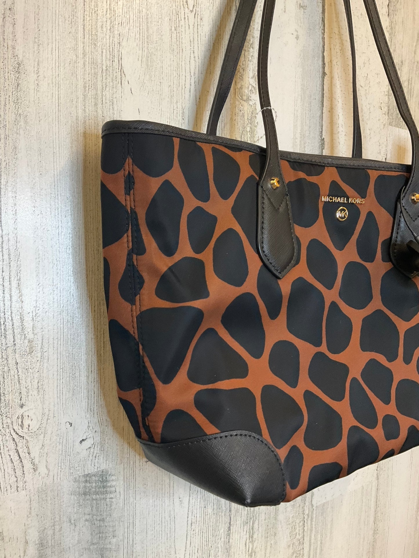 Handbag Designer By Michael Kors Size: Medium