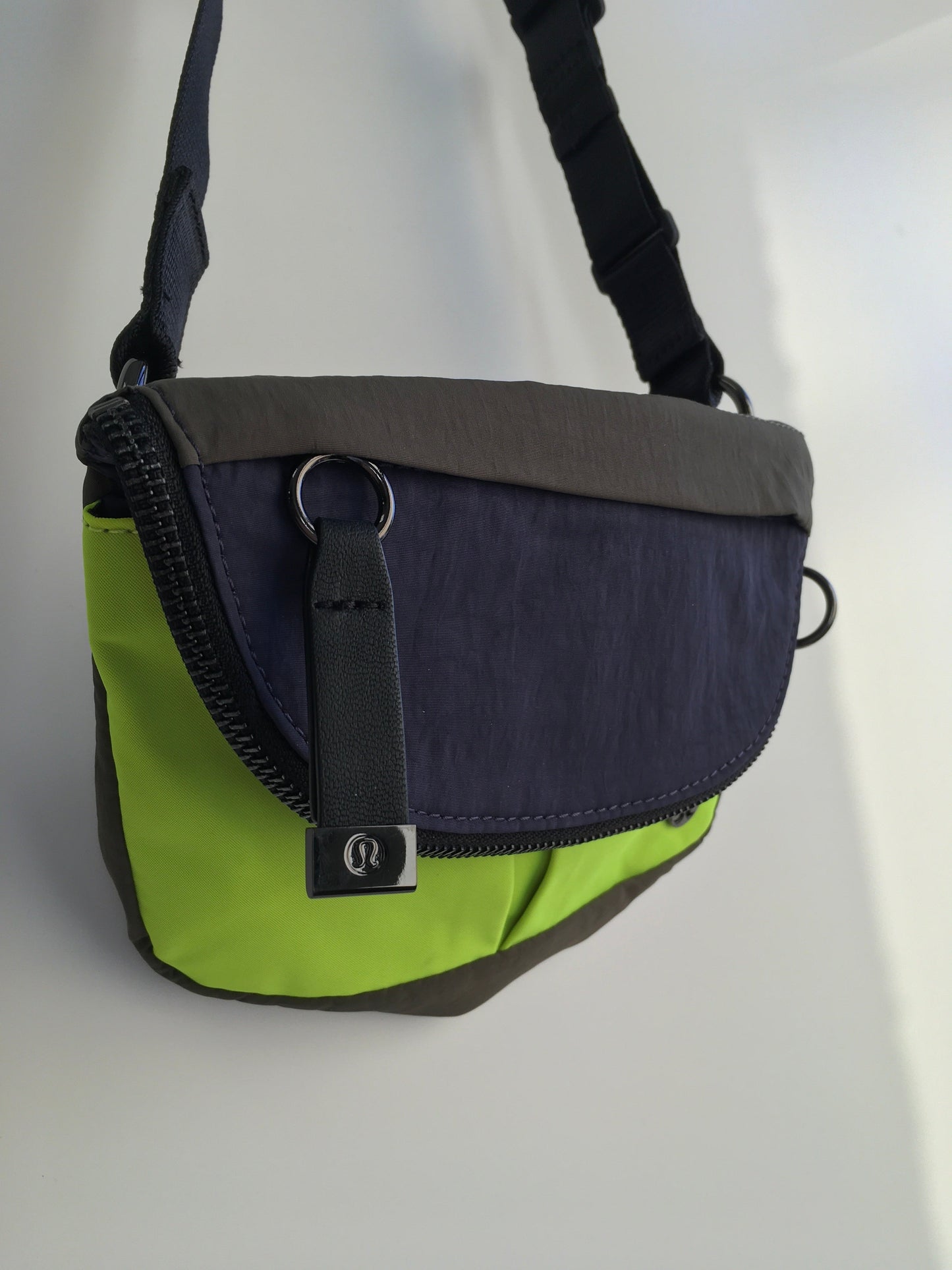 Crossbody By Lululemon Size: Small