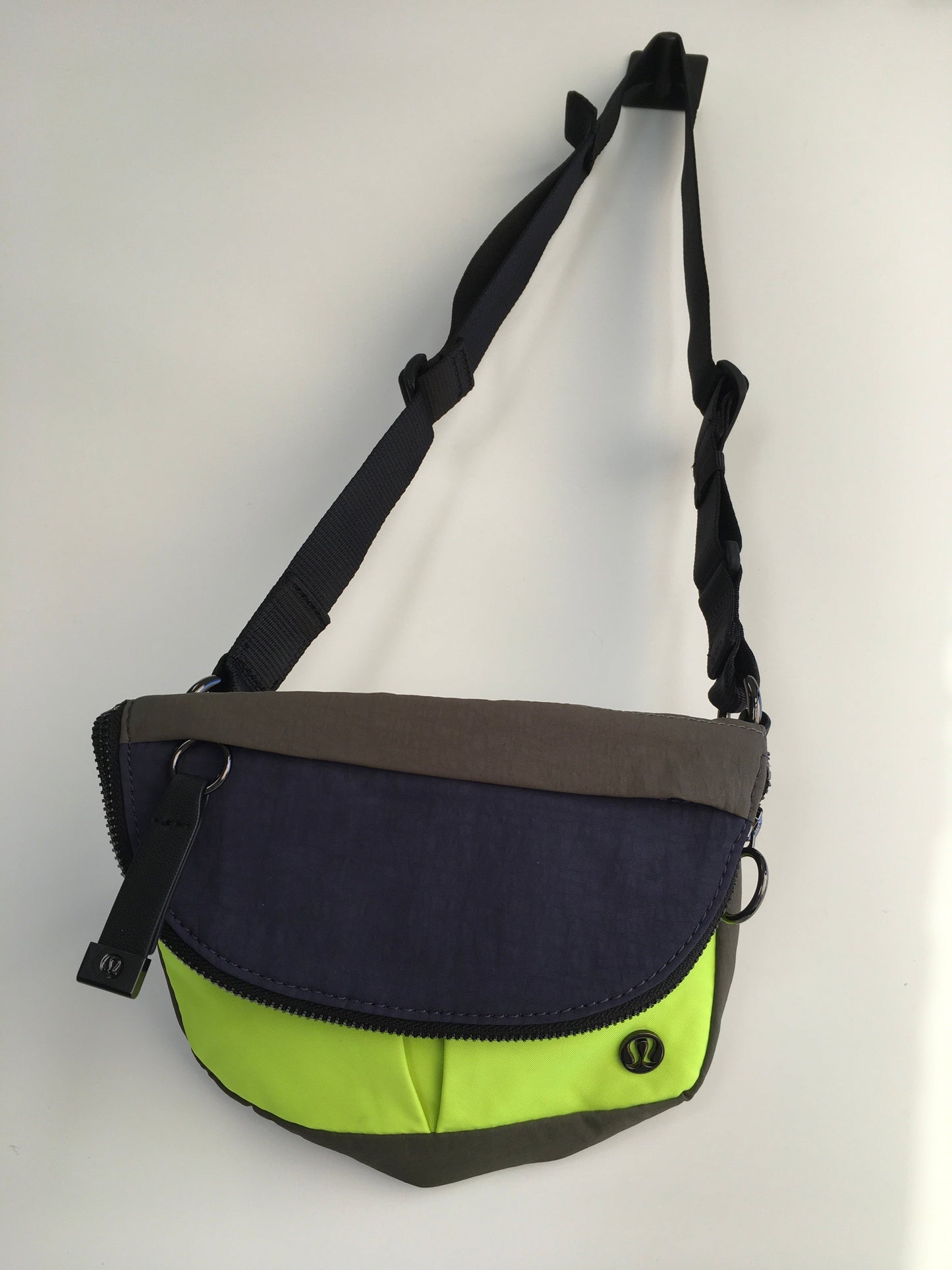 Crossbody By Lululemon Size: Small