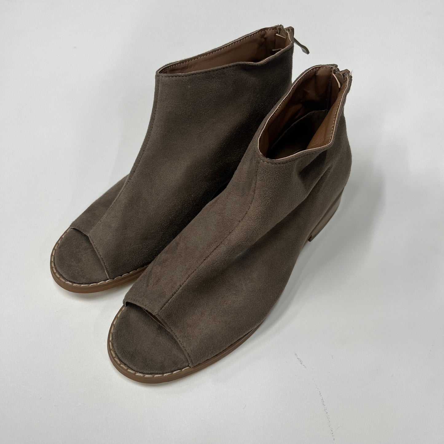 Boots Ankle Flats By JC NEW Size: 7