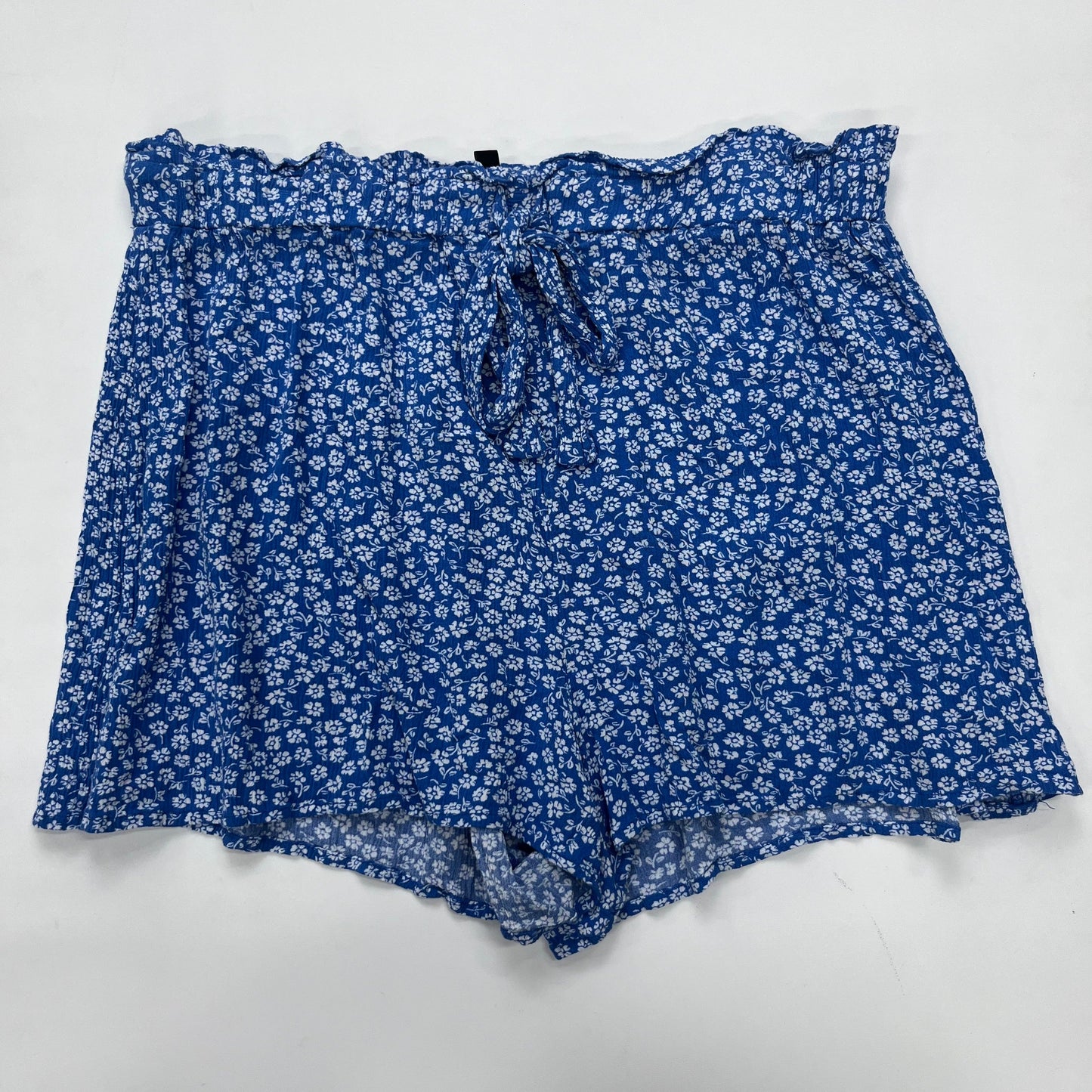 Shorts By Divided Size: 10