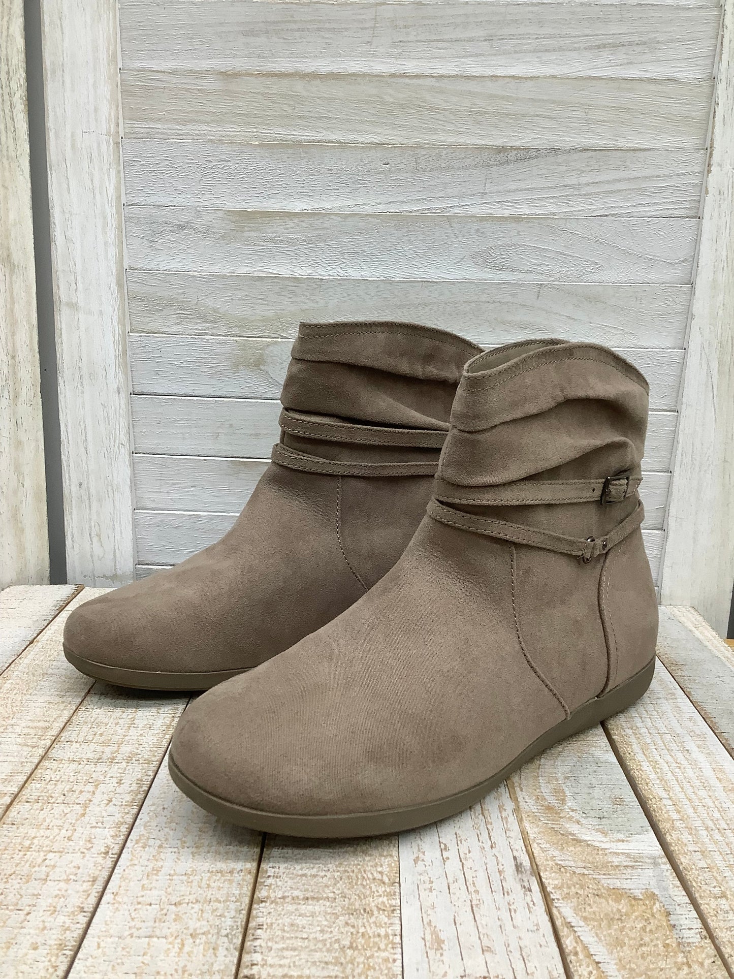 Boots Ankle Flats By St Johns Bay Size: 8.5