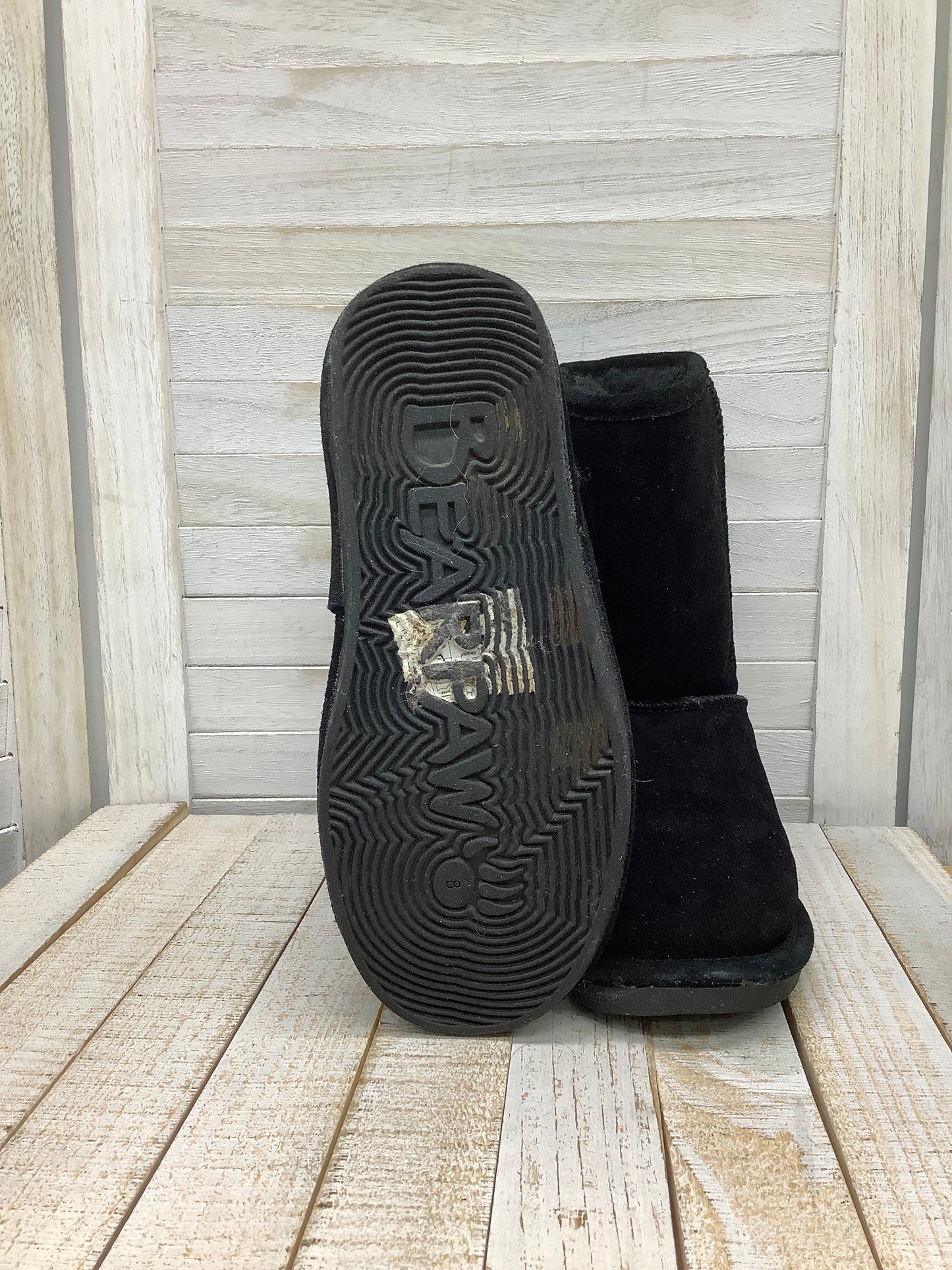 Boots Ankle Flats By Bearpaw Size: 8