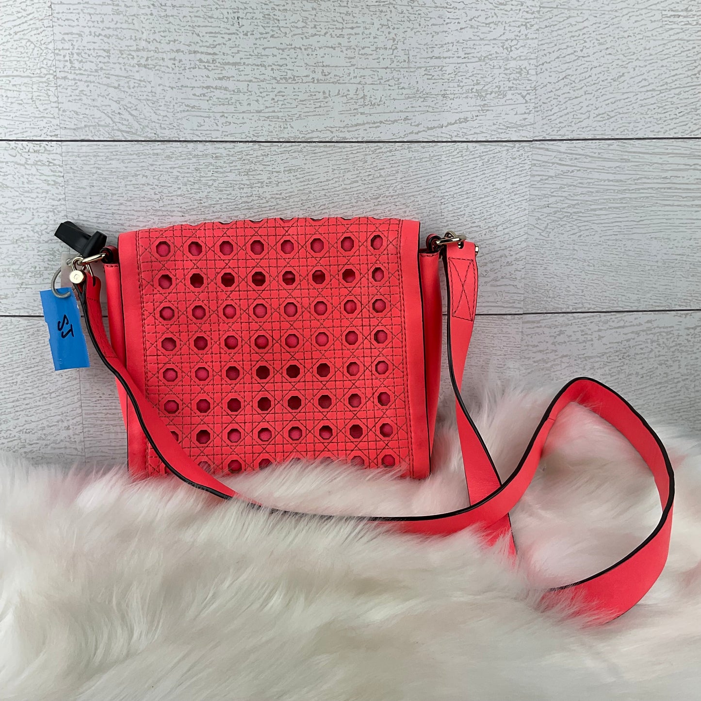Crossbody Designer By Kate Spade Size: Medium