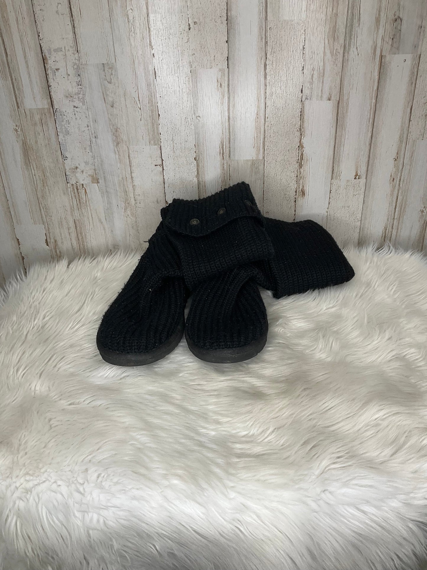 Boots Ankle Flats By Ugg Size: 9