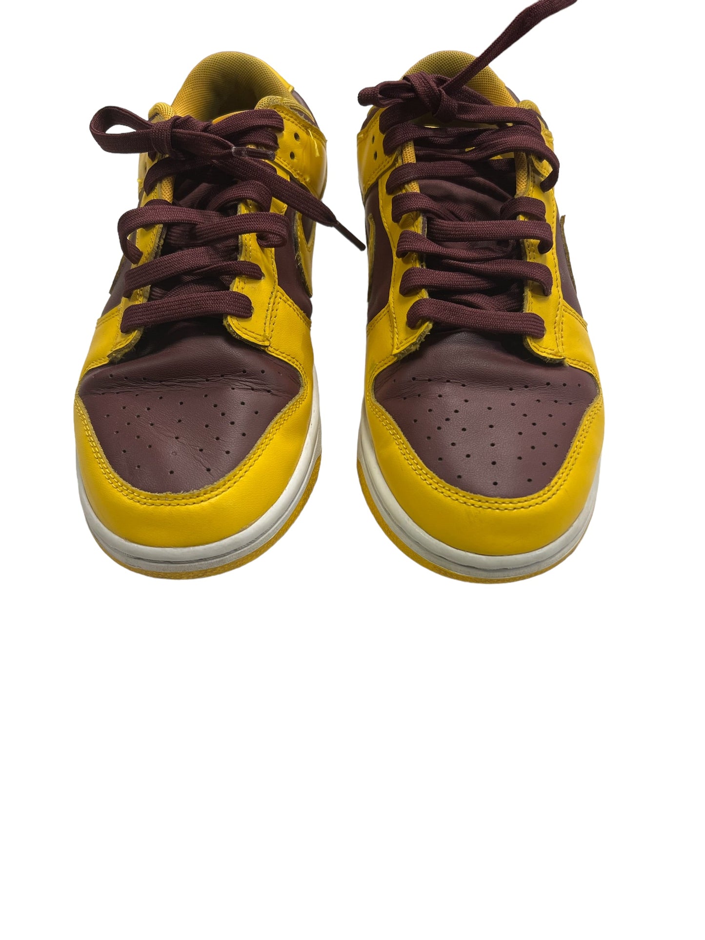 Shoes Athletic By Nike Size: 10.5
