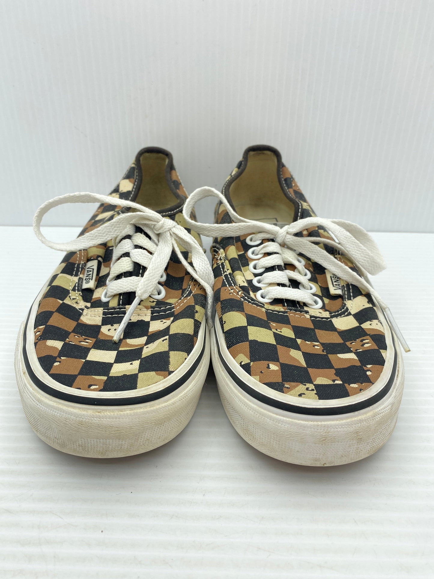 Shoes Sneakers By Vans Size: 8