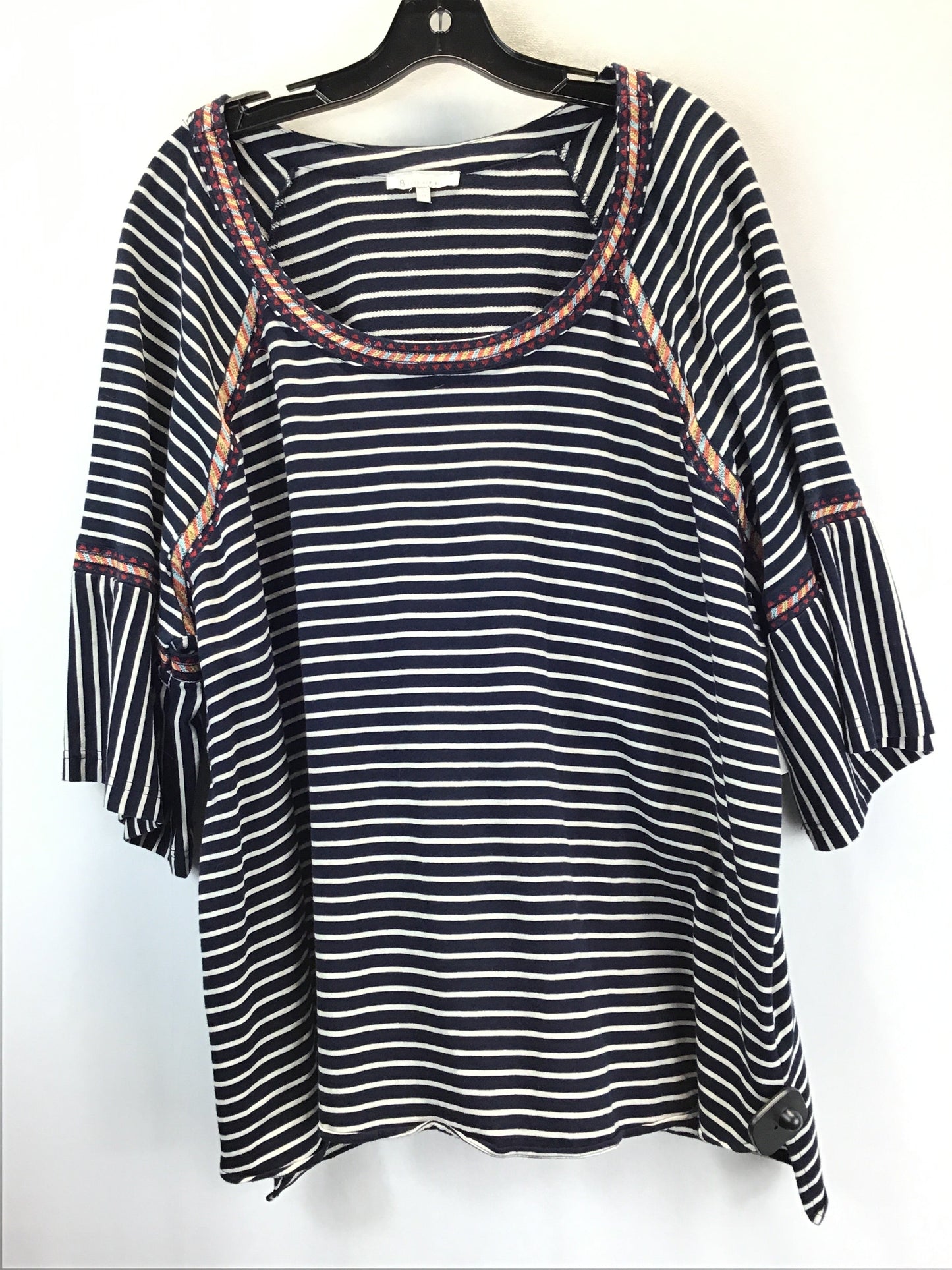 Top 3/4 Sleeve By Skies Are Blue Size: 3x